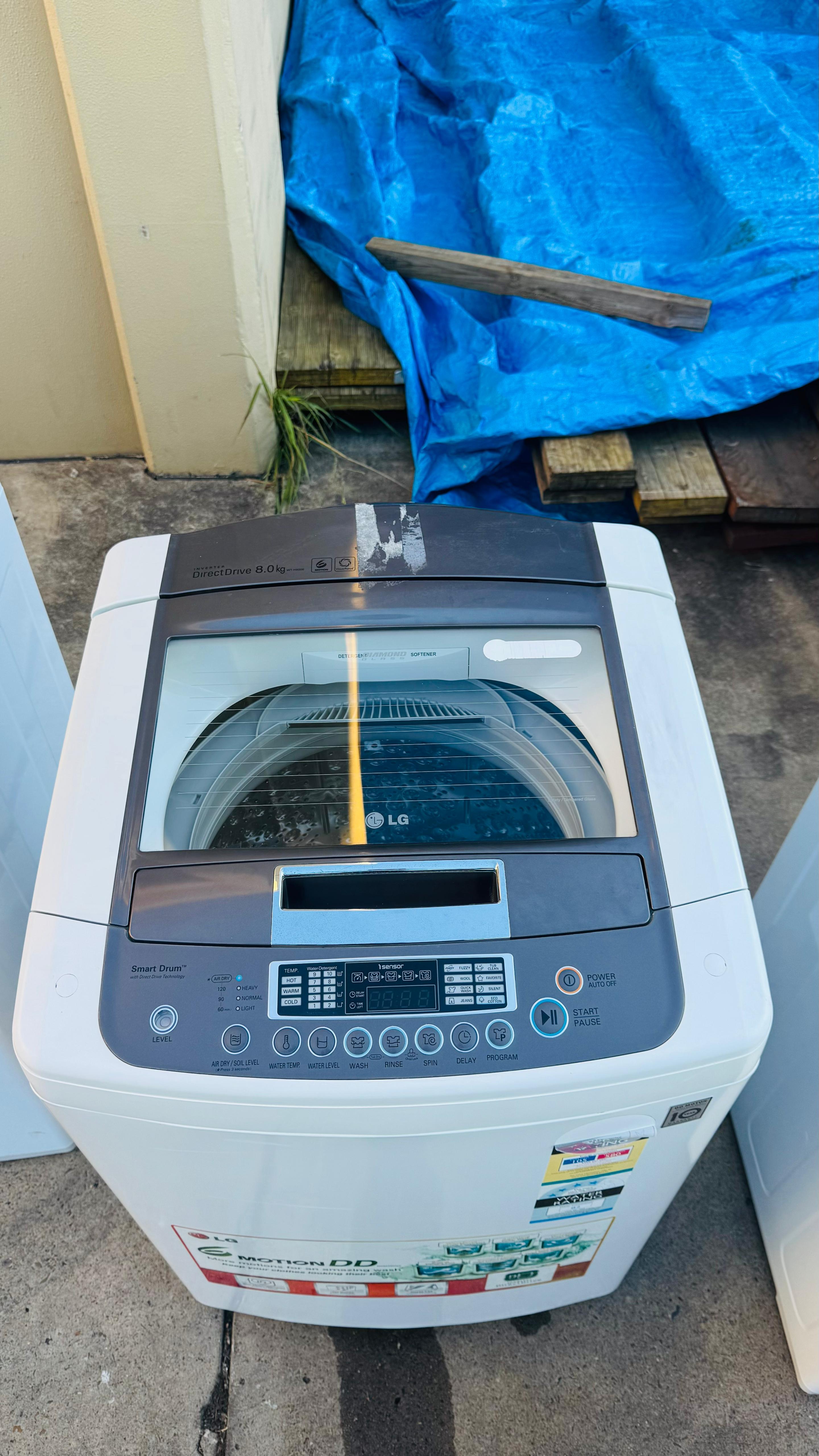 LG 8KGS TOP LOADER WASHING MACHINE