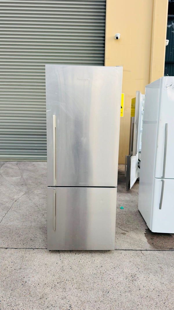 FISHER AND PAYKEL 403 LITRES FRIDGE FREEZER