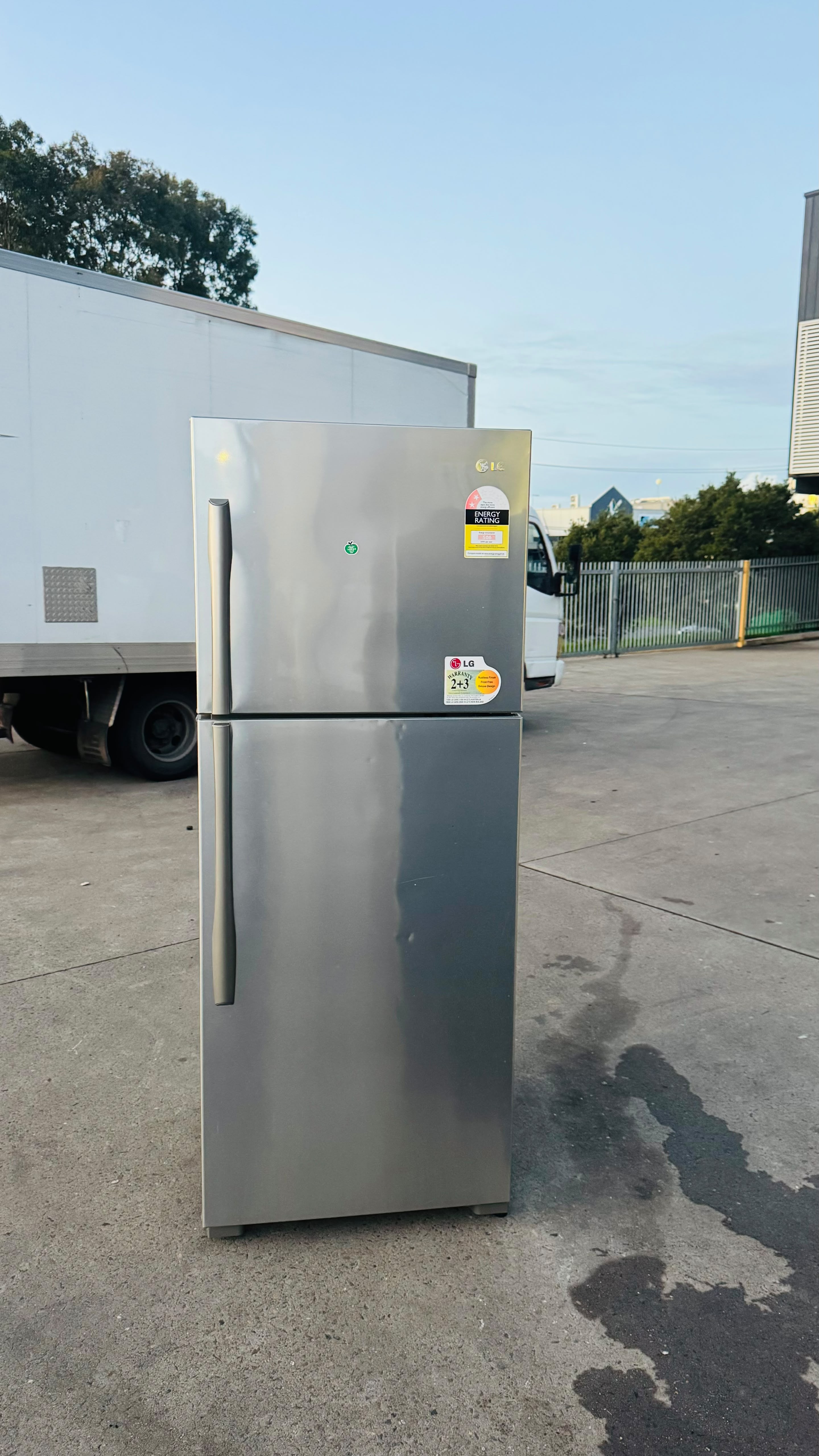 LG 422 LITRES FRIDGE FREEZER