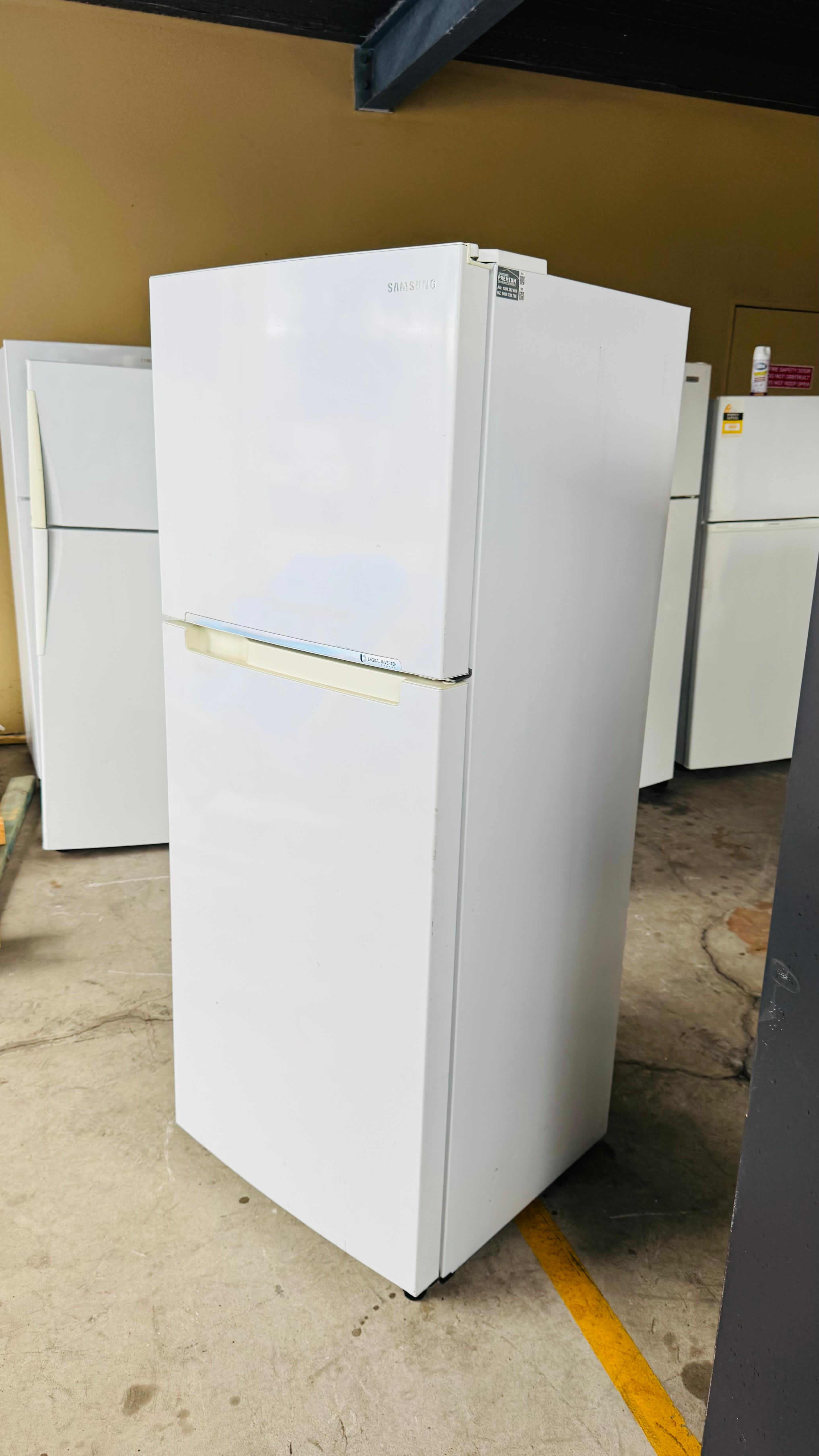 SAMSUNG 400 LITRES FRIDGE FREEZER