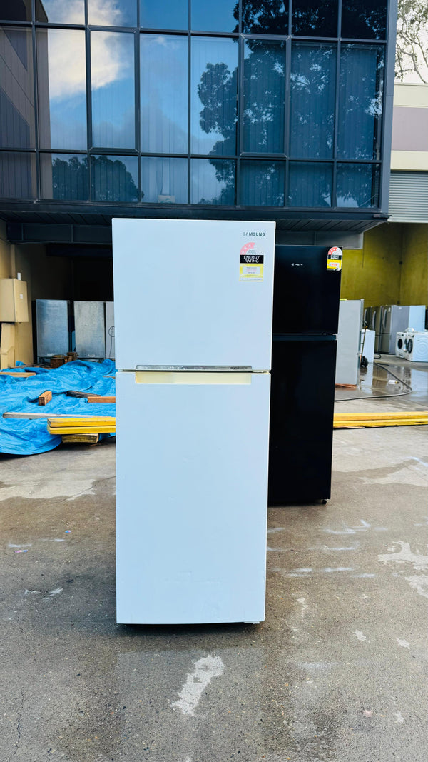 SAMSUNG 320 LITRES FRIDGE FREEZER