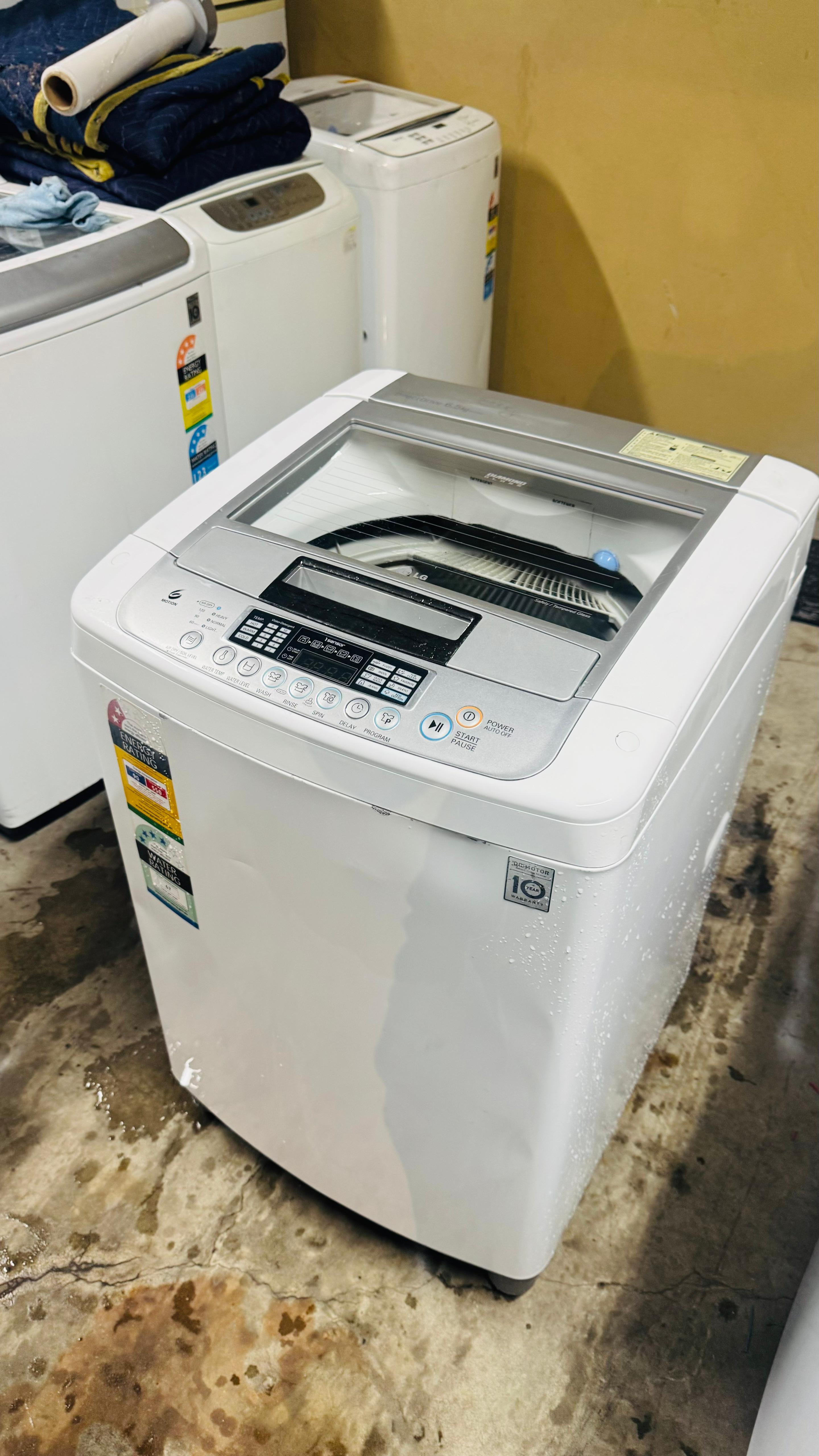 LG 6.5 KGS TOP LOADER WASHING MACHINE