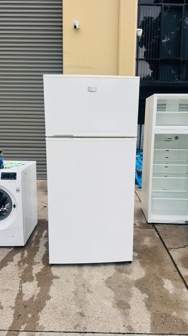 KELVINATOR 520 LITRES FRIDGE FREEZER