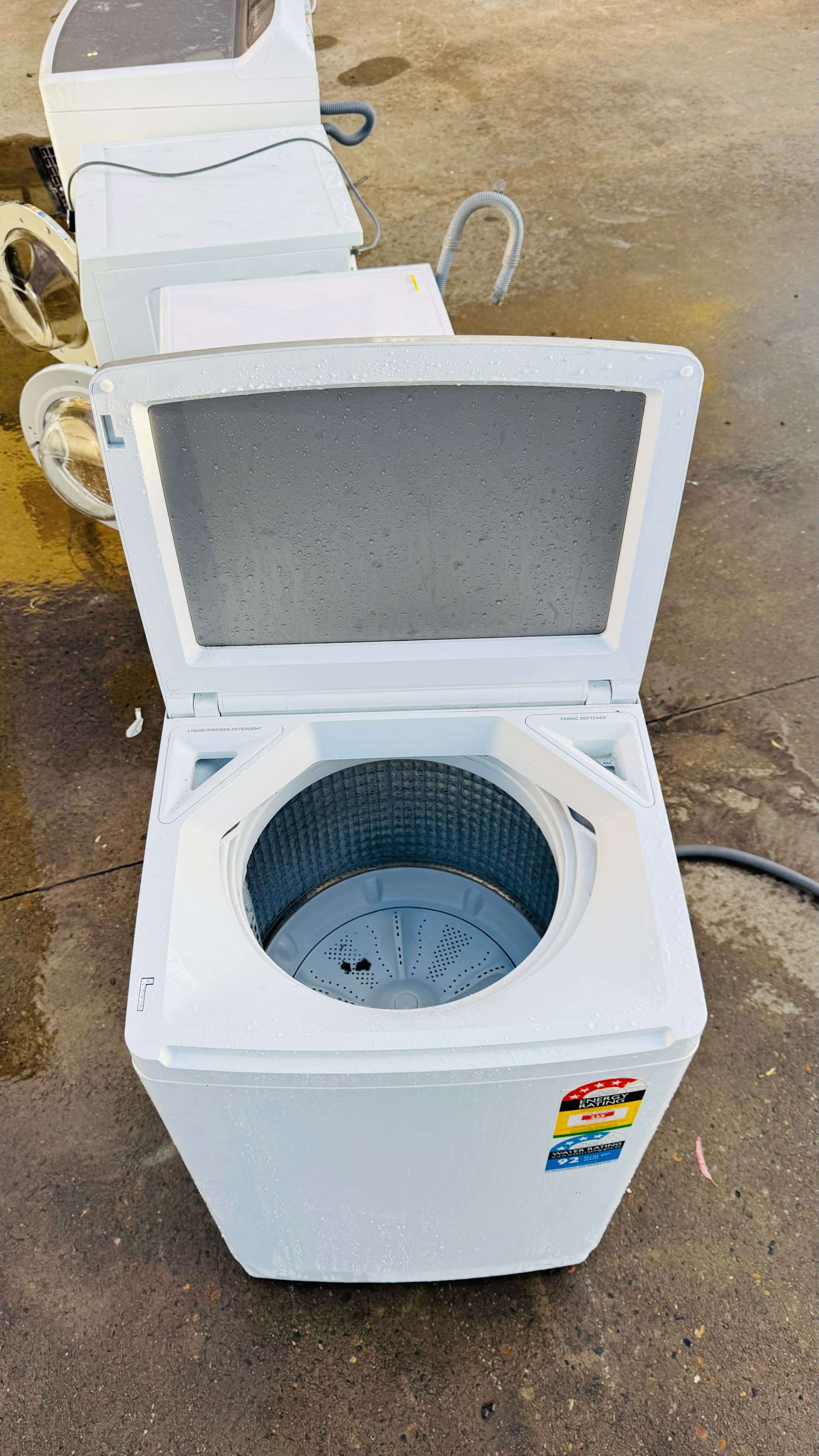 FISHER AND PAYKEL 9KGS TOP LOADER WASHING MACHINE
