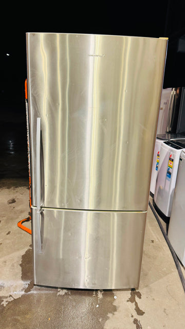FISHER AND PAYKEL 519 LITRES FRIDGE FREEZER