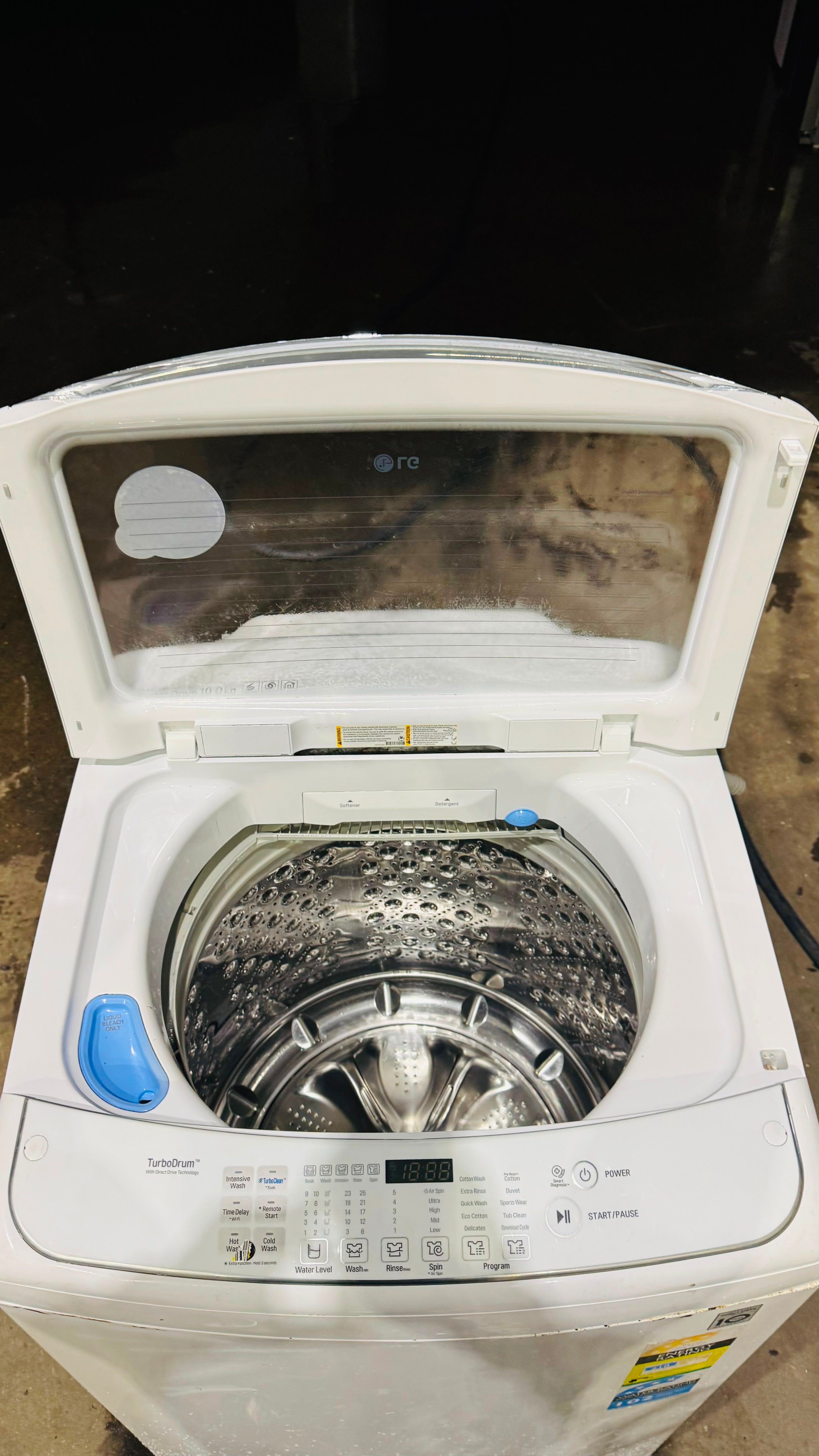 LG 10KGS TOP LOADER WASHING MACHINE