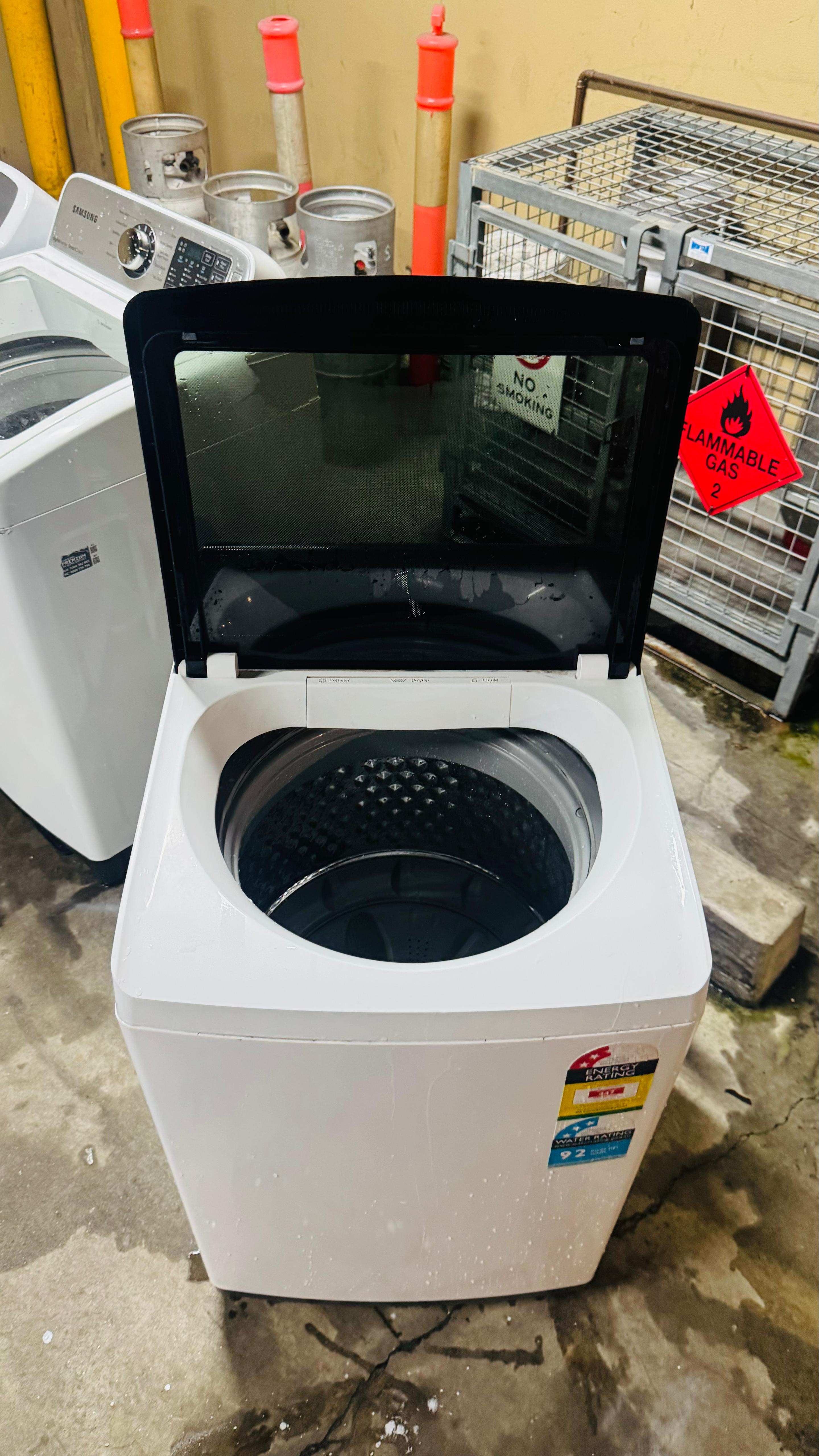 SOLT 7 KGS TOP LOADER WASHING MACHINE