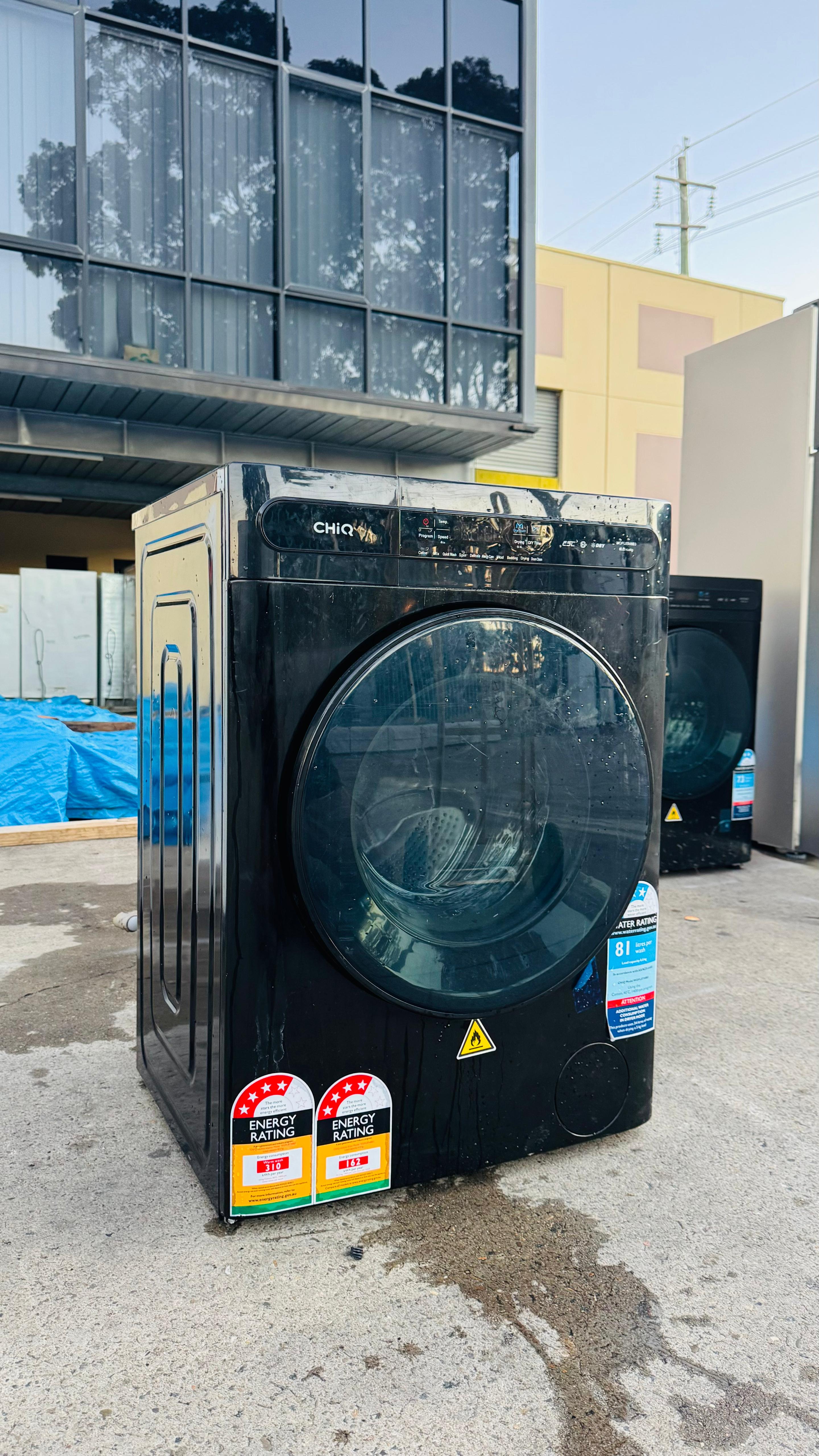 CHIQ 8 KGS FRONT LOADER WASHING MACHINE