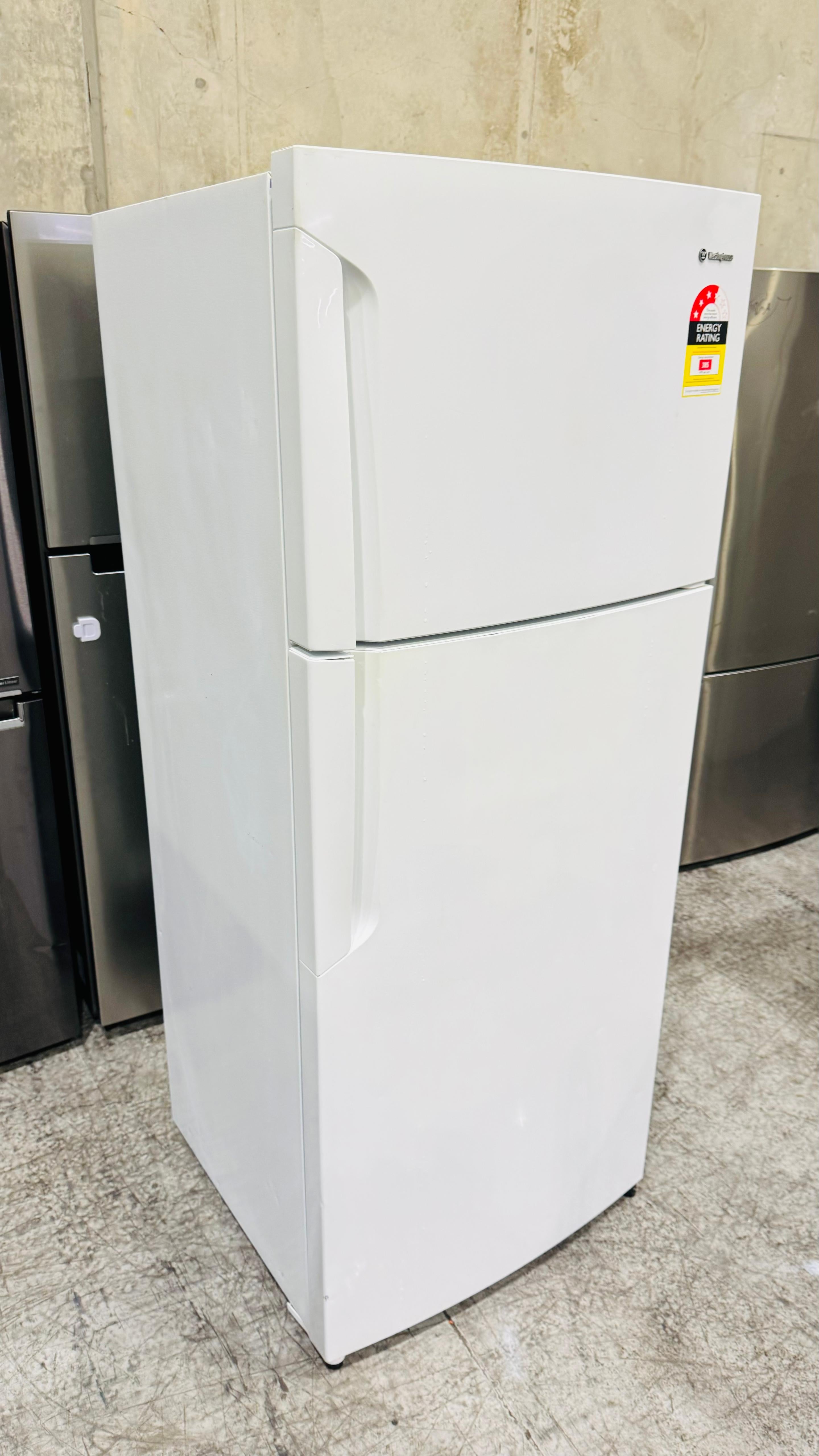WESTINGHOUSE 462 LITRES FRIDGE FREEZER