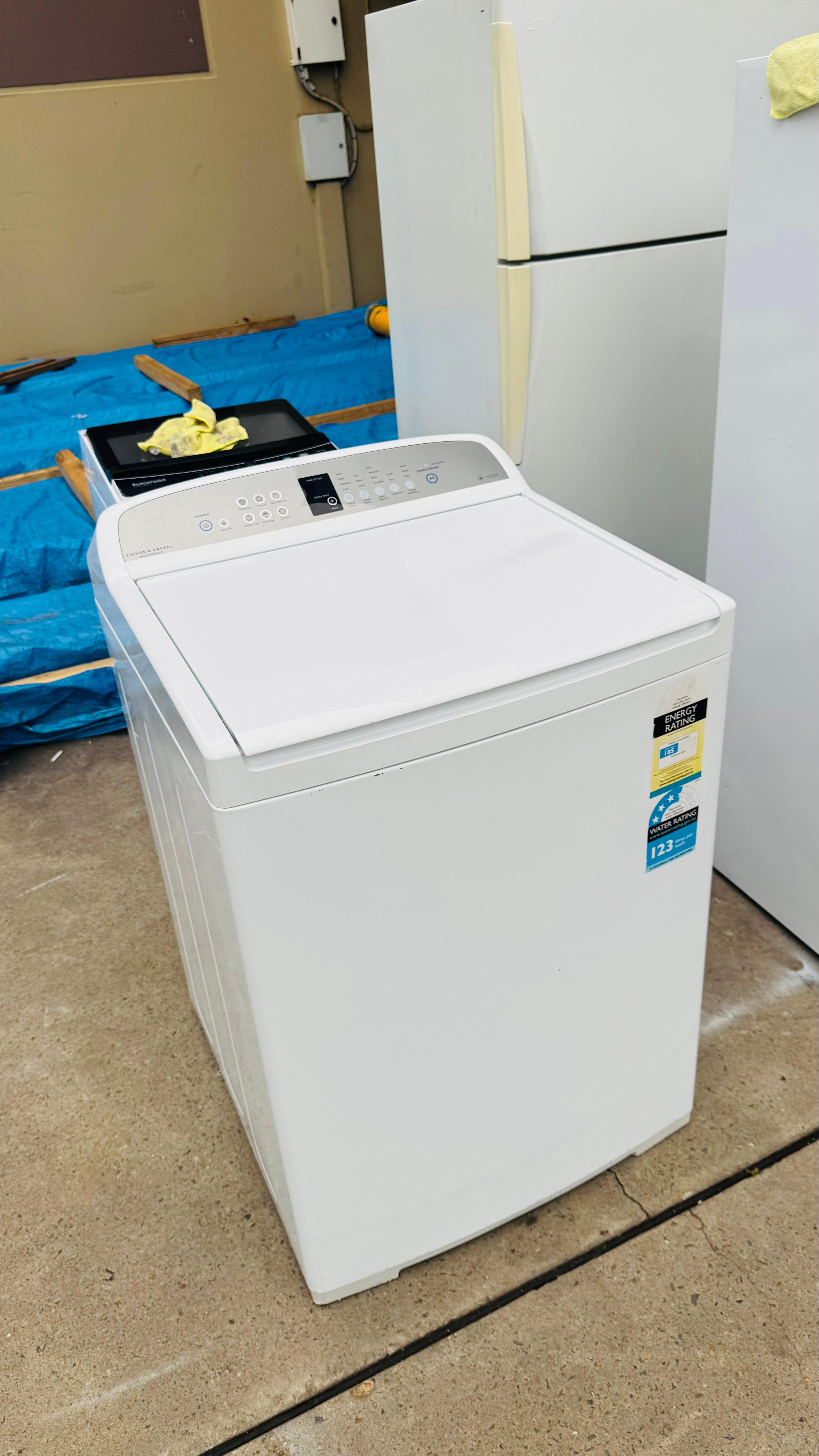FISHER AND PAYKEL 10KGS TOP LOADER WASHING MACHINE