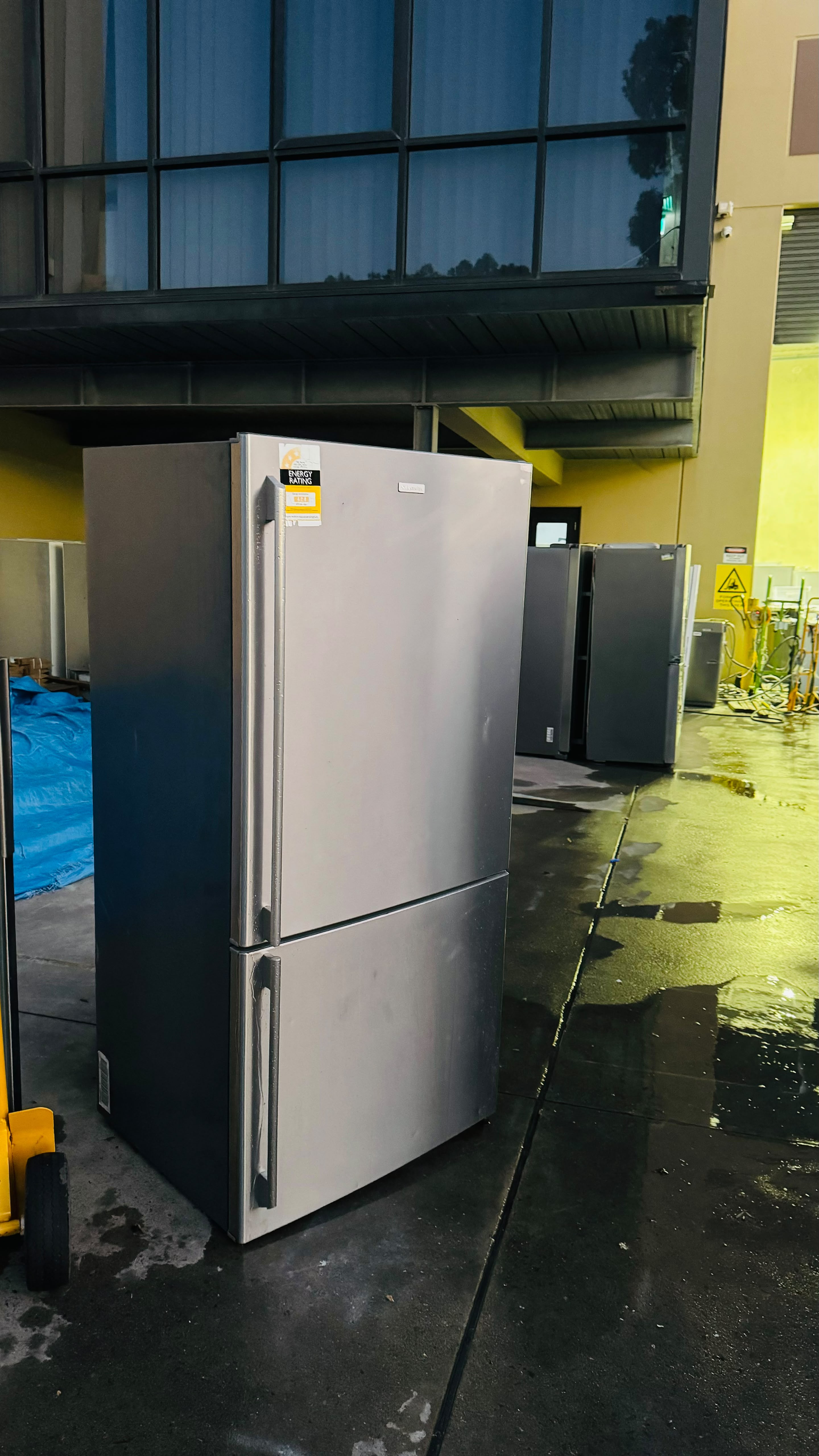 ELECTROLUX 510 LITRES FRIDGE FREEZER