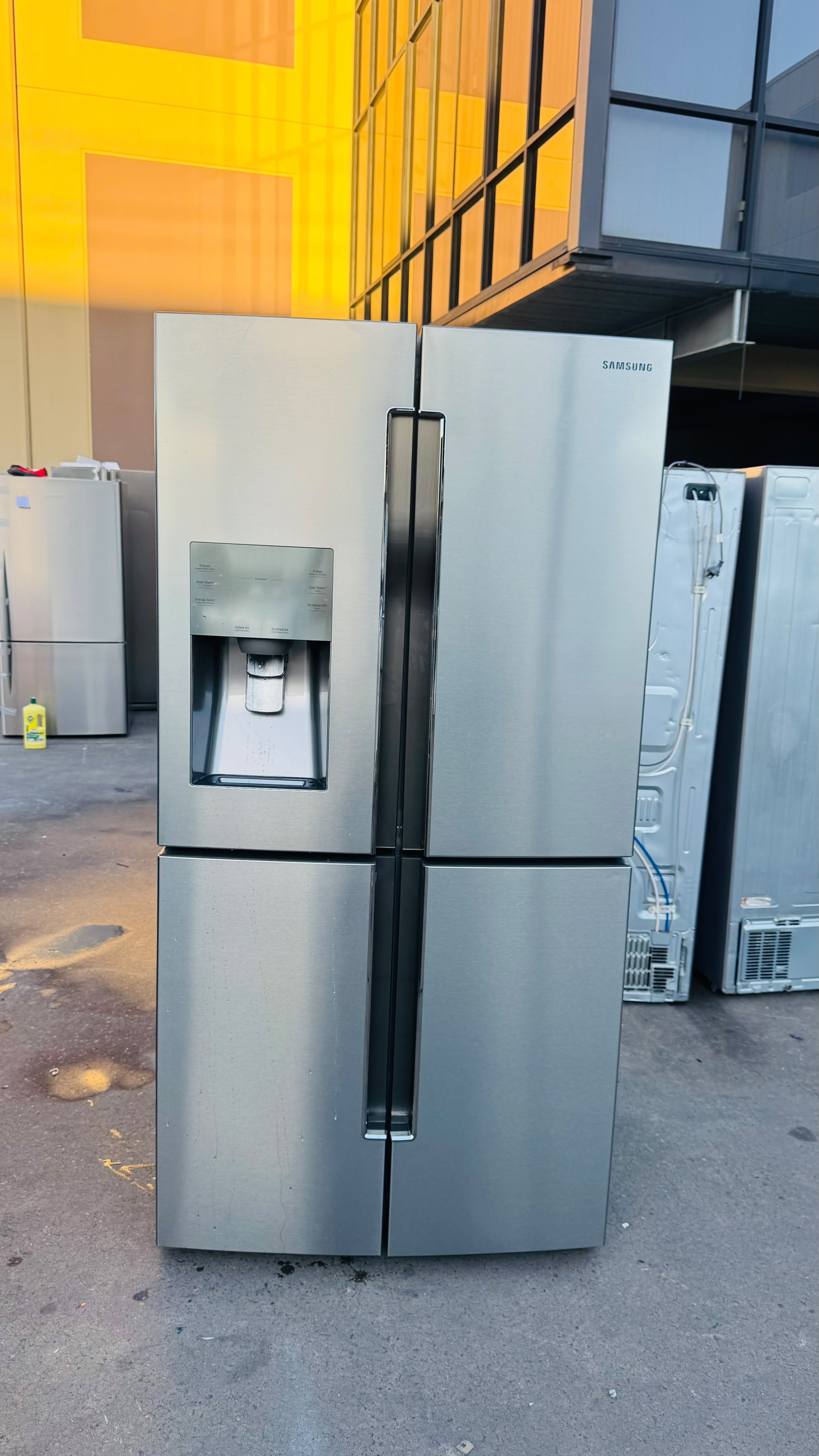 SAMSUNG QUAD FRENCH DOOR 719 LITRES FRIDGE FREEZER