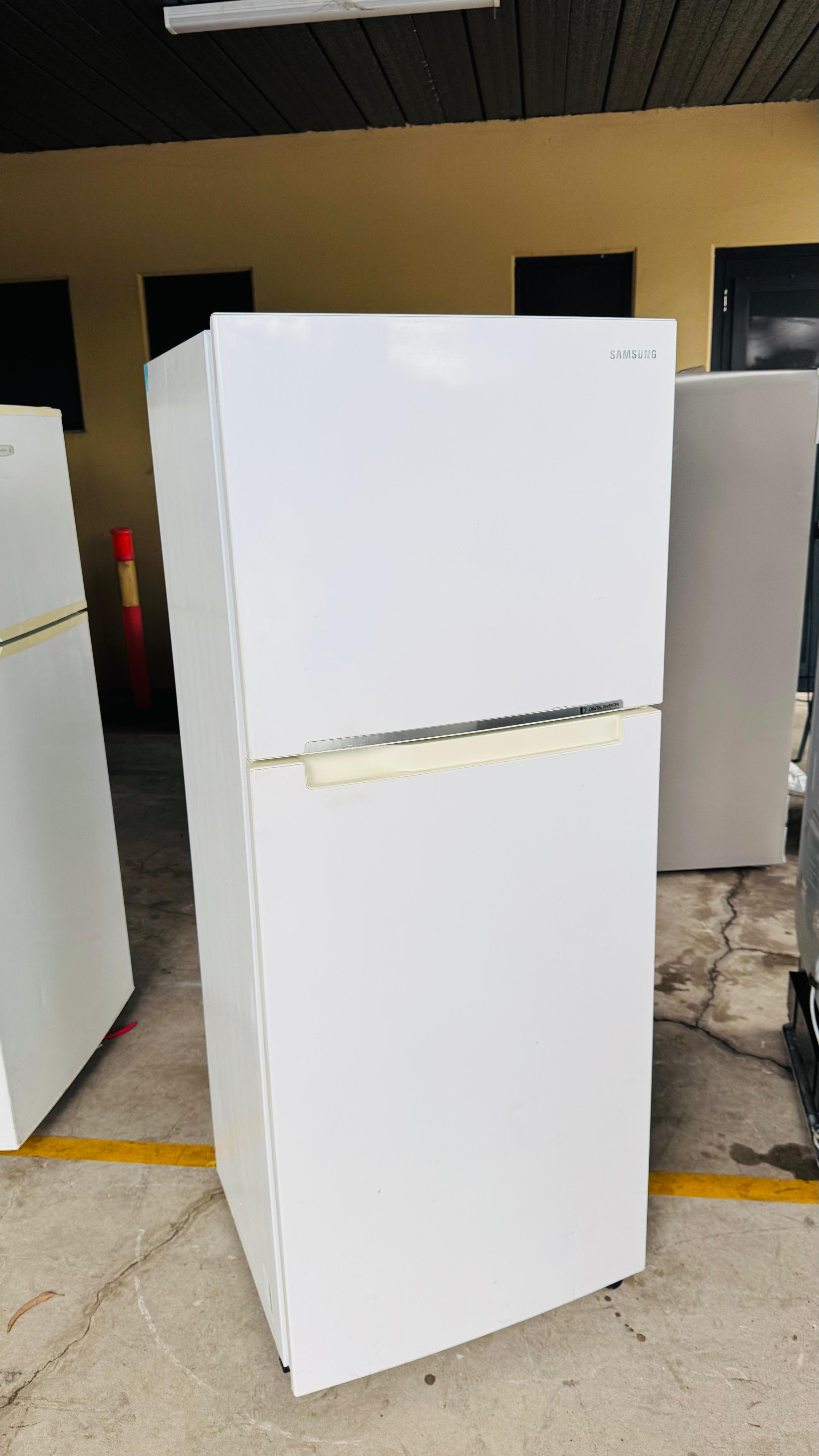 SAMSUNG 400 LITRES FRIDGE FREEZER
