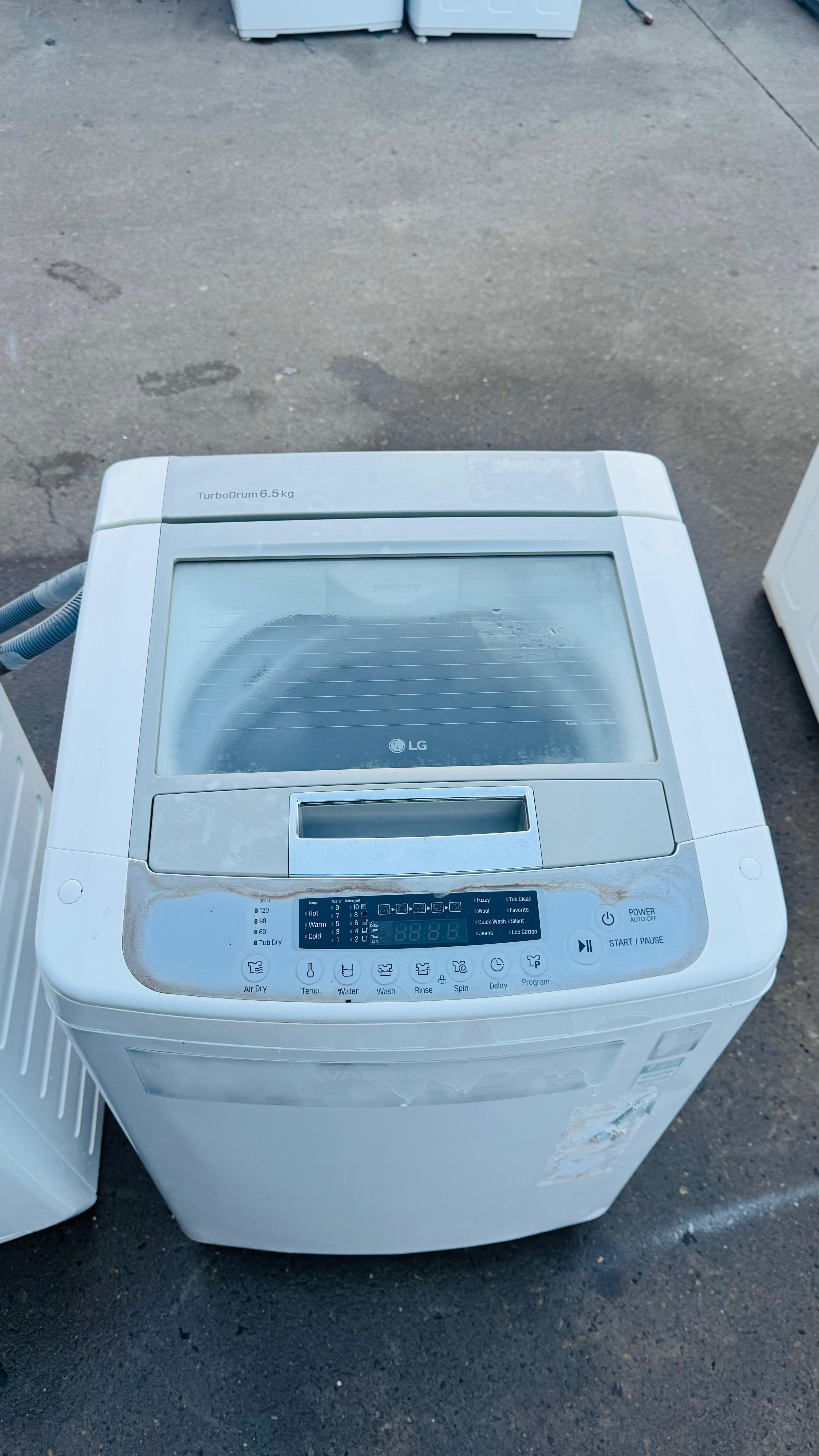 LG 6.5 KGS TOP LOADER WASHING MACHINE