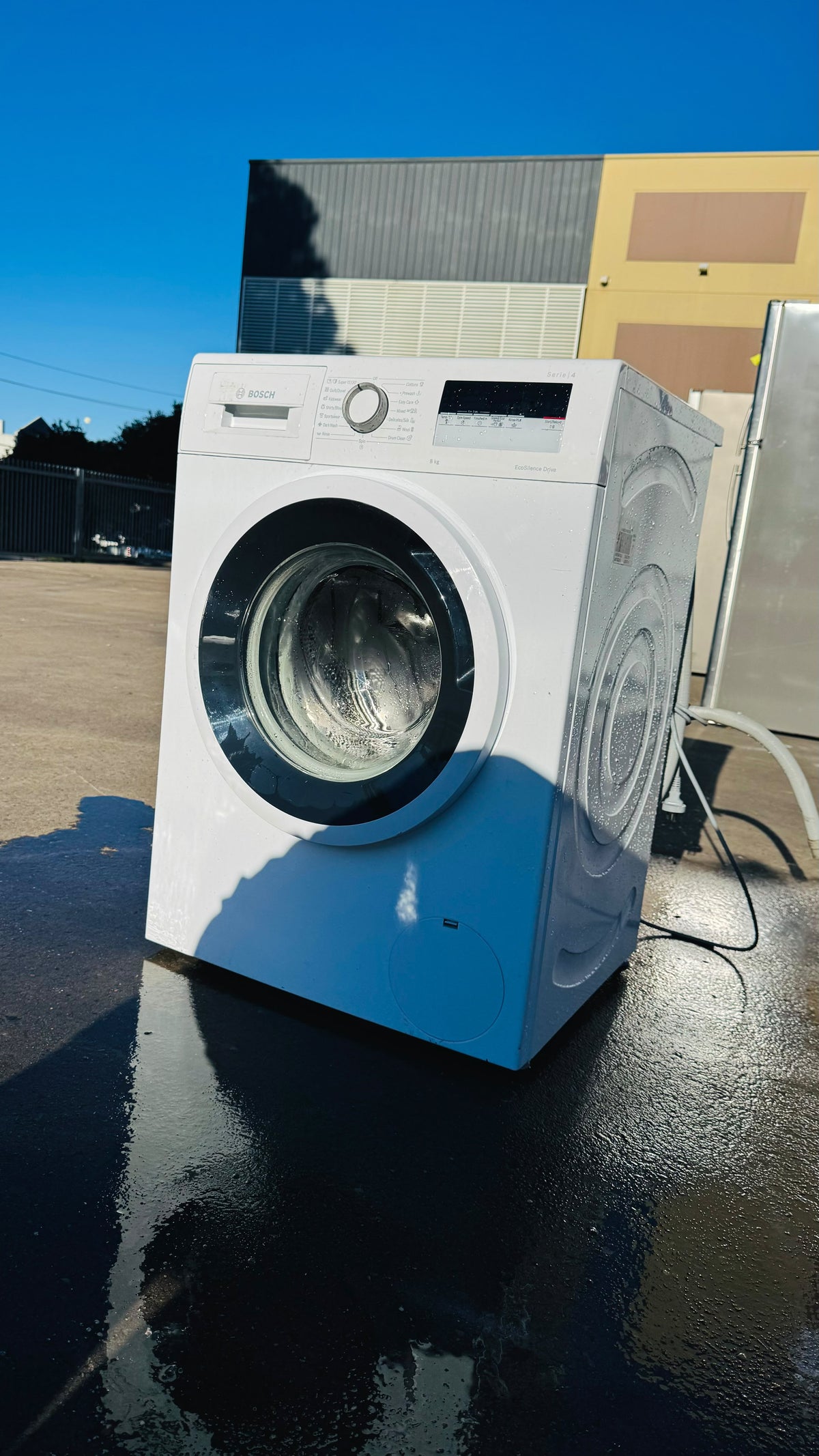 BOSCH 8KGS FRONT LOADER WASHING MACHINE