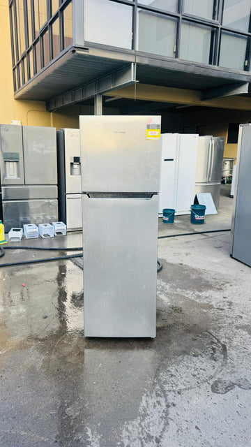 HISENSE 272 LITRES FRIDGE FREEZER