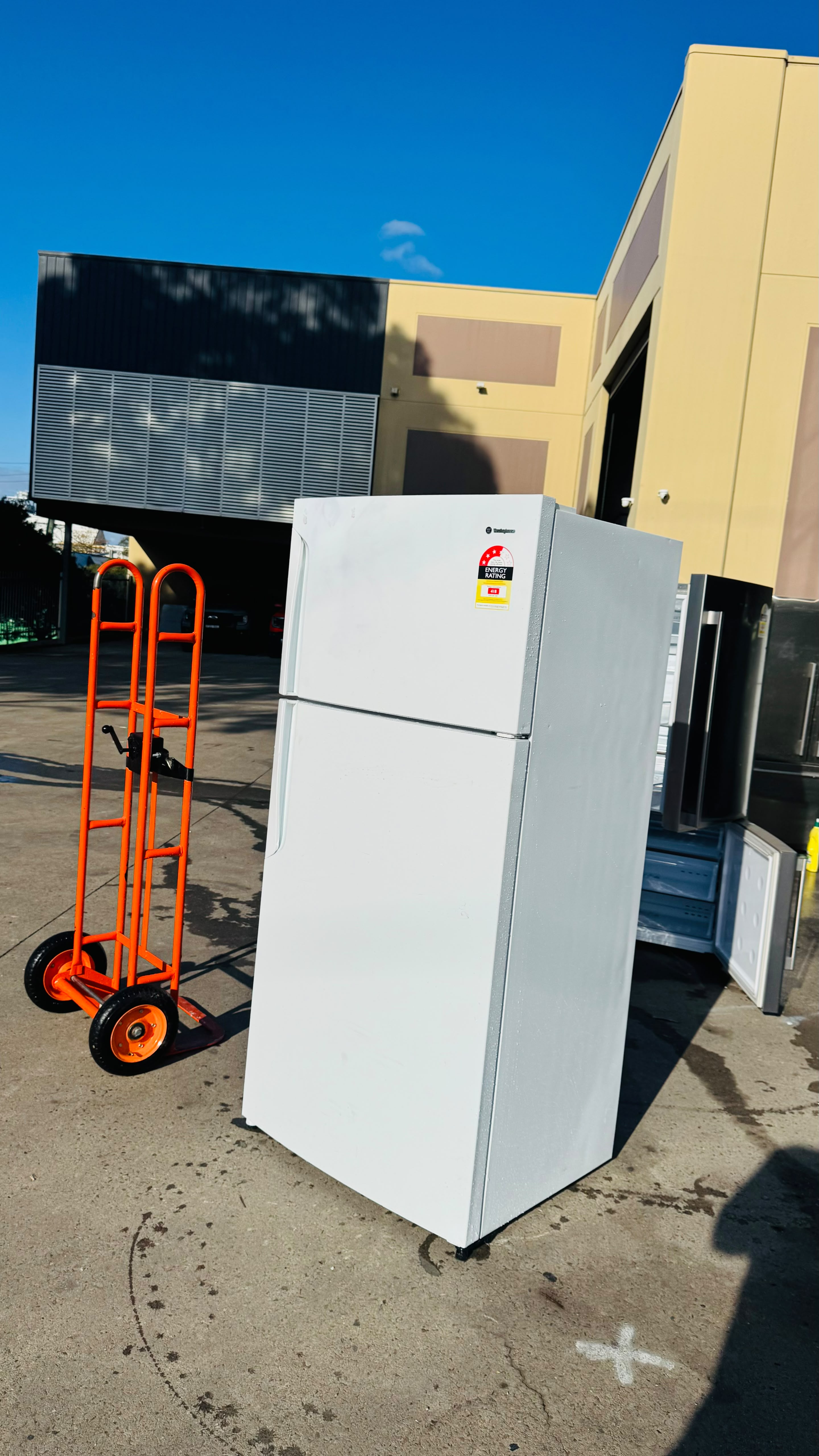 WESTINGHOUSE 537 LITRES FRIDGE FREEZER