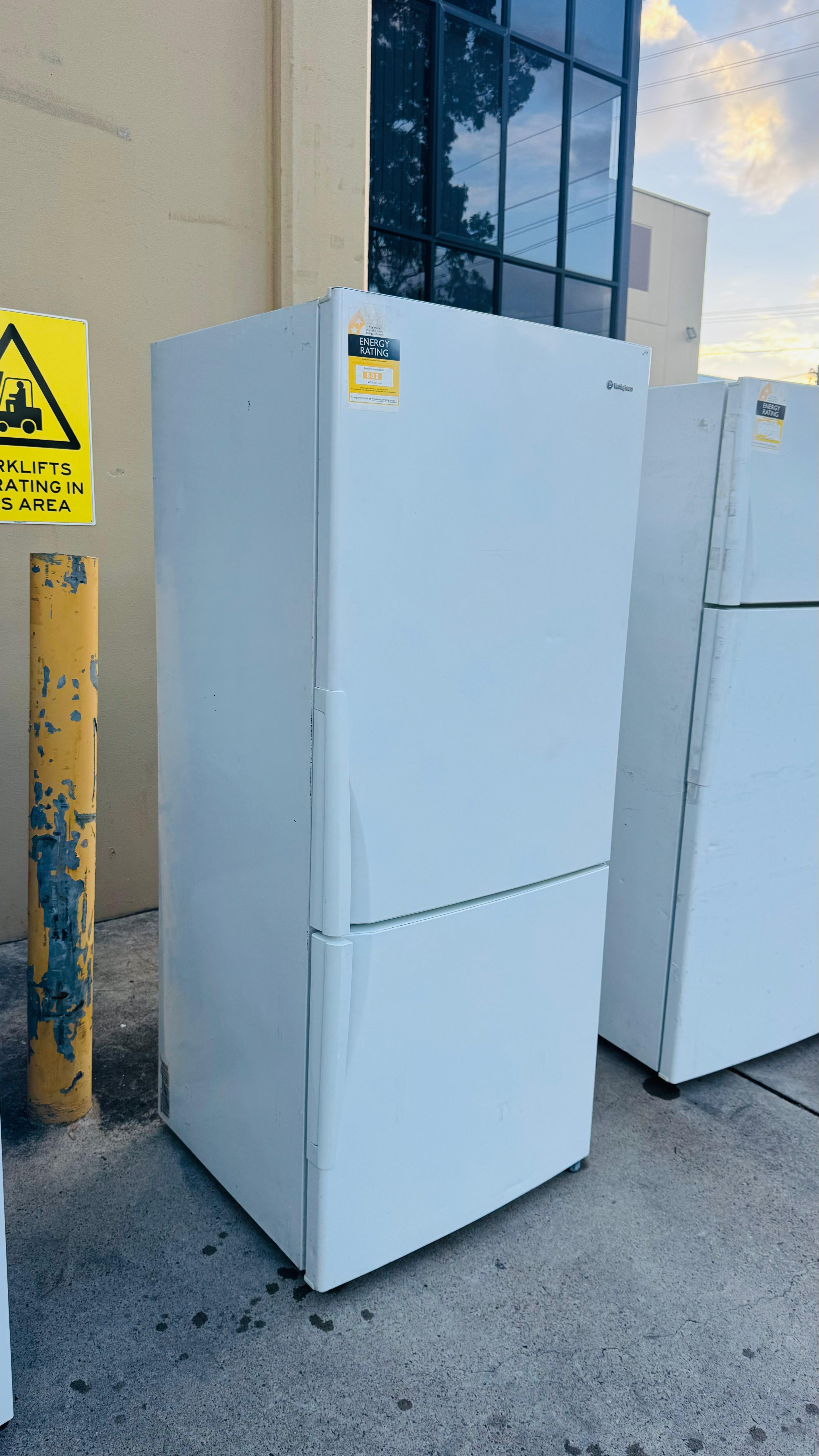 WESTINGHOUSE 430 LITRES FRIDGE FREEZER