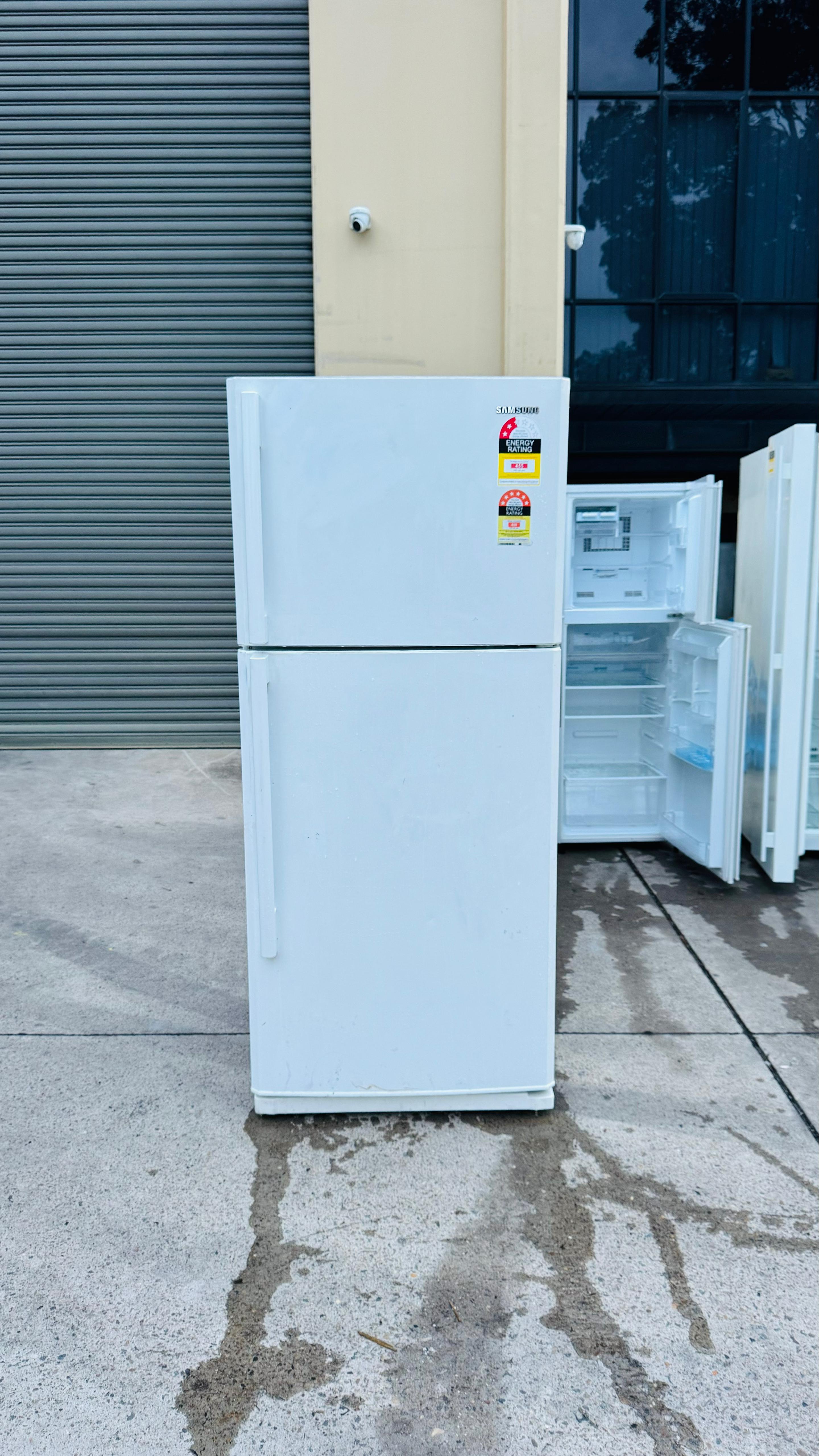 SAMSUNG 434 LITRES FRIDGE FREEZER