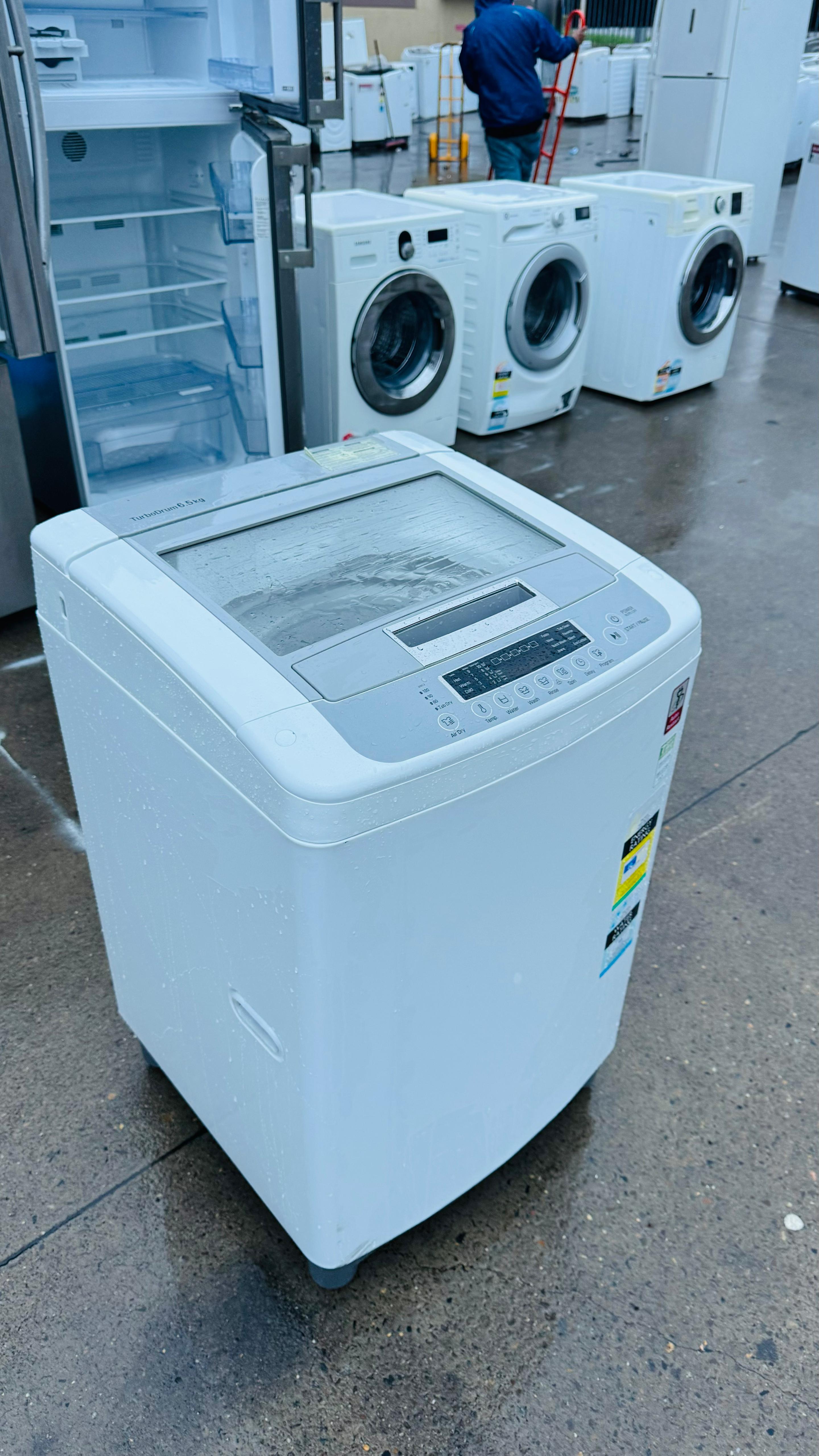 LG 6.5KGS TOP LOADER WASHING MACHINE