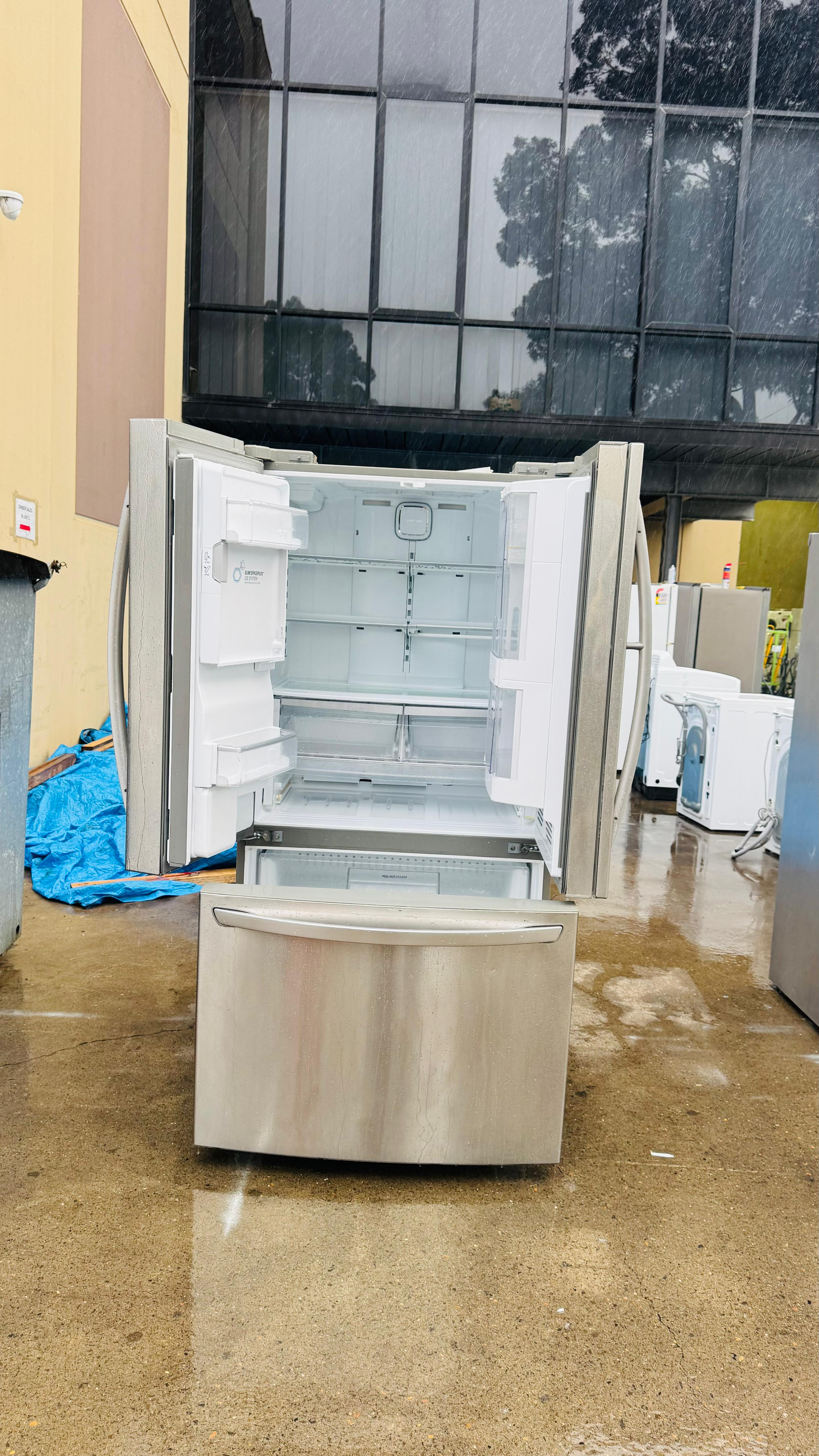 LG FRENCH DOOR 730 LITRES FRIDGE FREEZER