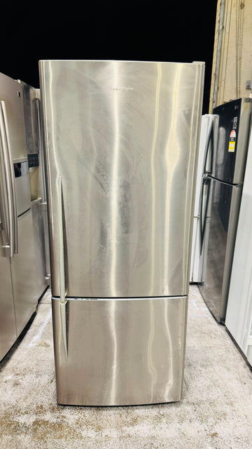 FISHER AND PAYKEL 442 LITRES FRIDGE FREEZER