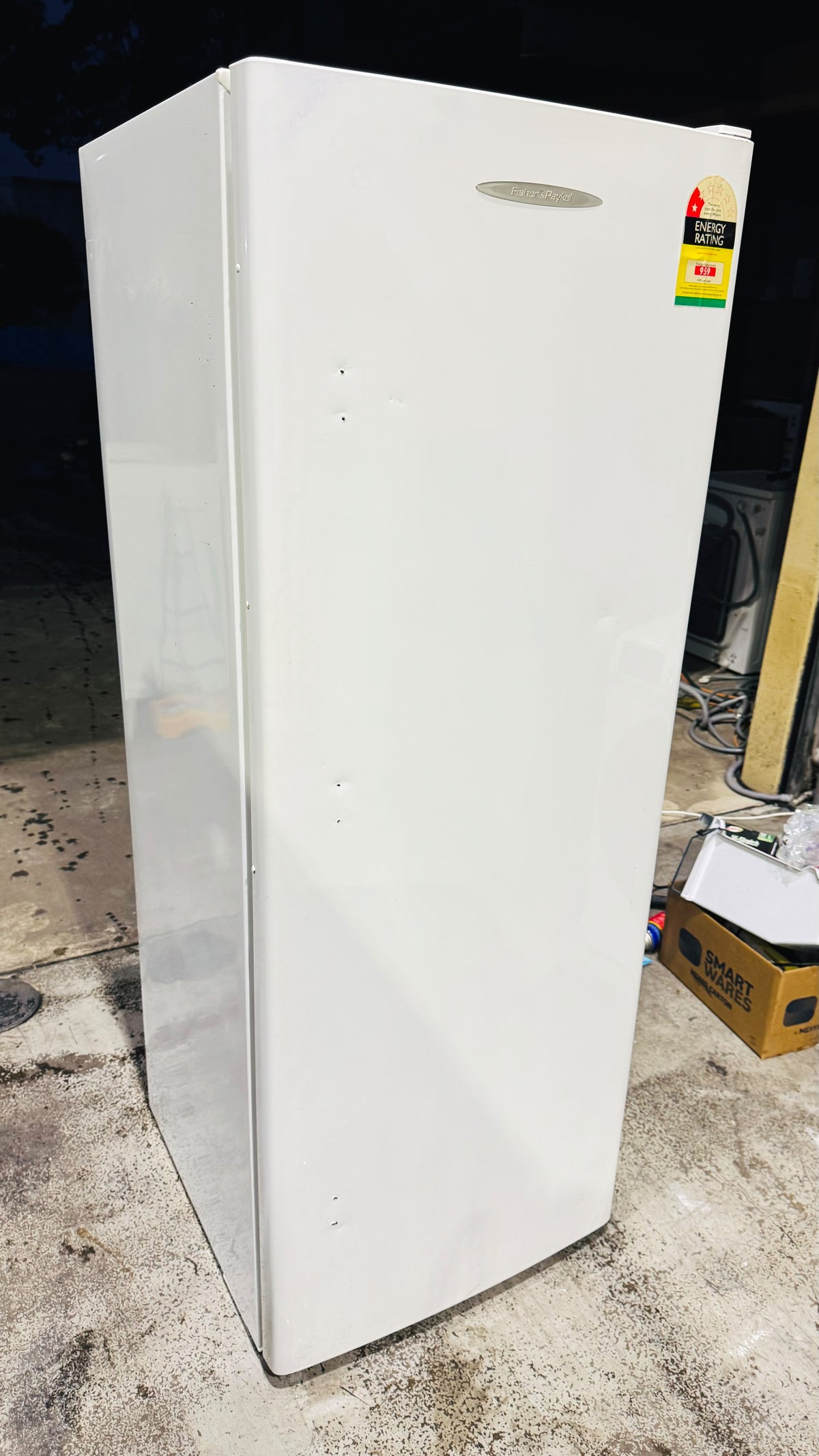 FISHER AND PAYKEL 389 LITRES FREEZER ONLY