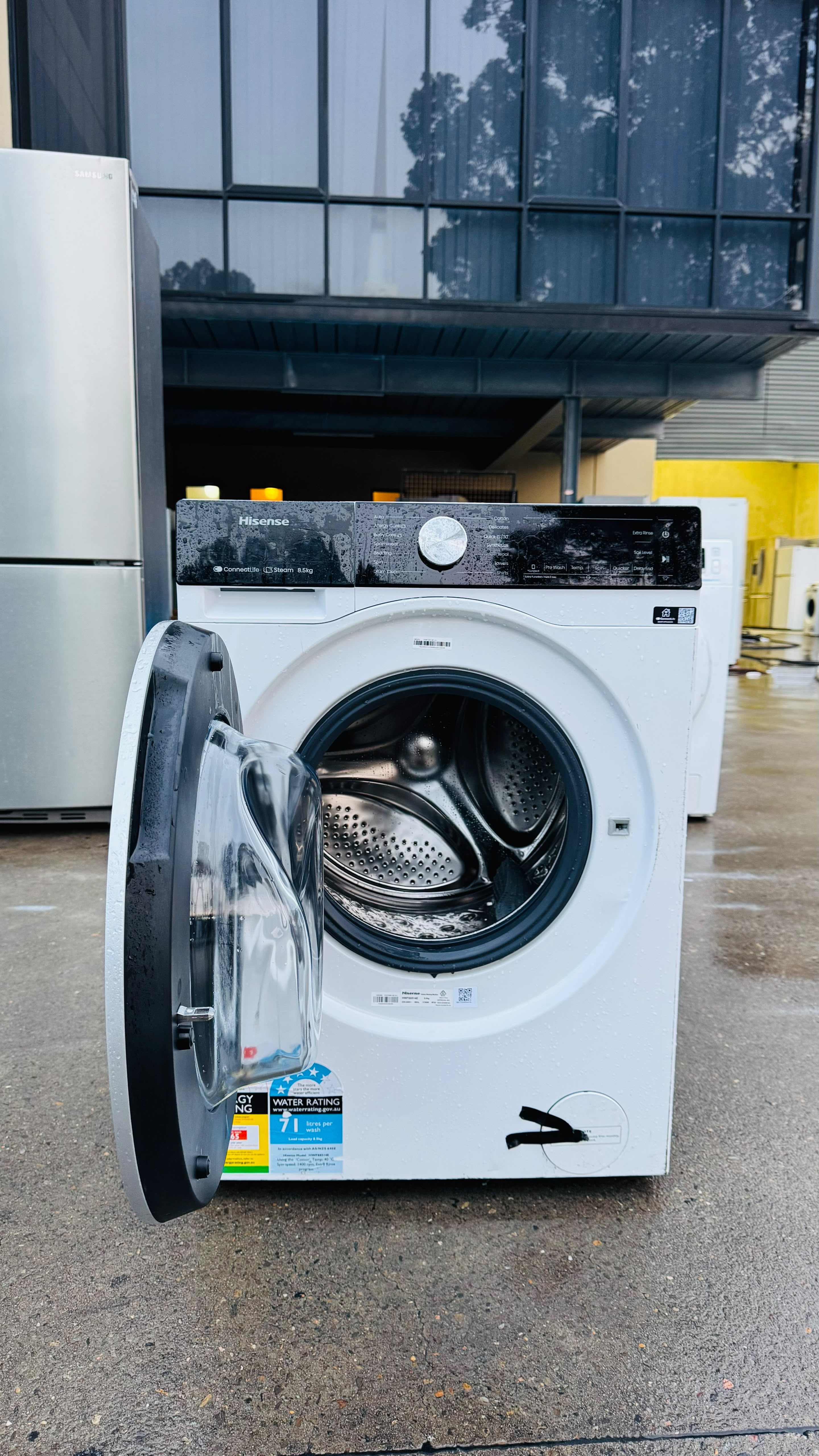 HISENSE FACTORY SECOND 8.5KGS FRONT LOADER WASHING MACHINE