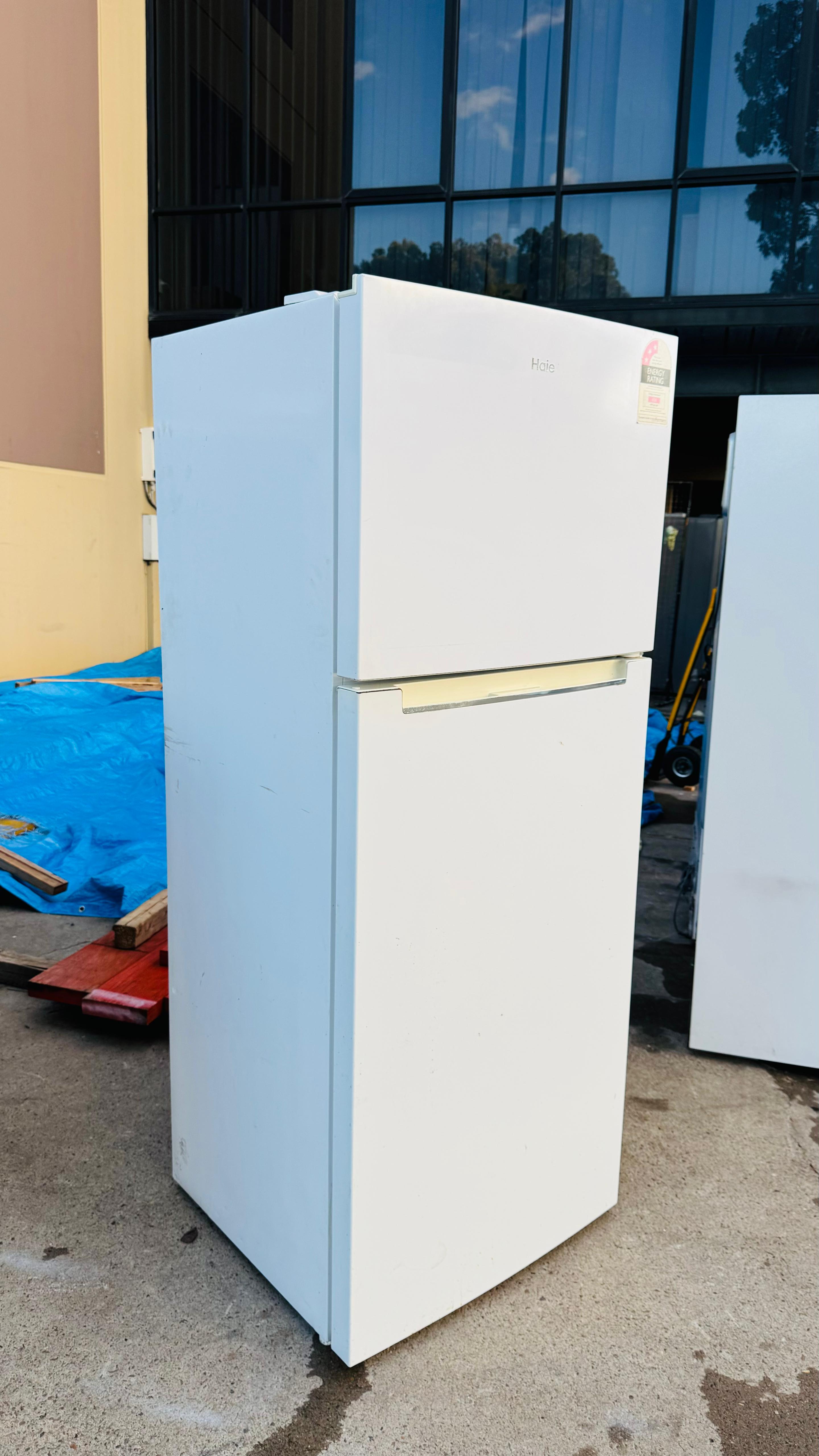 HAIER 457 LITRES FRIDGE FREEZER