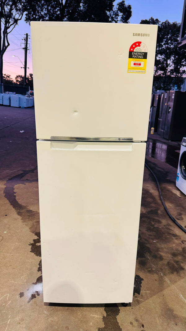SAMSUNG 343 LITRES FRIDGE FREEZER