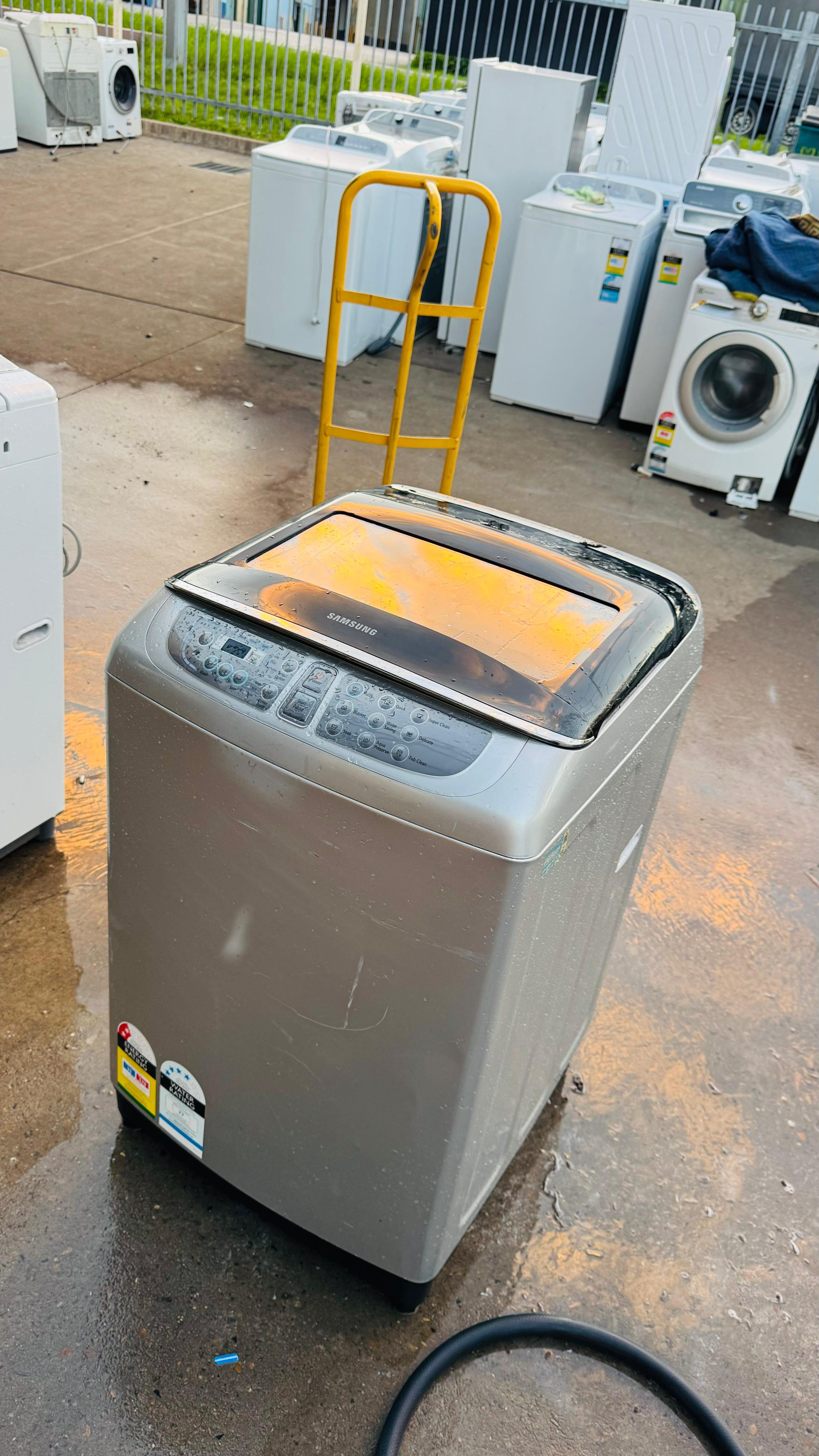 SAMSUNG 7.5KGS TOP LOADER WASHING MACHINE