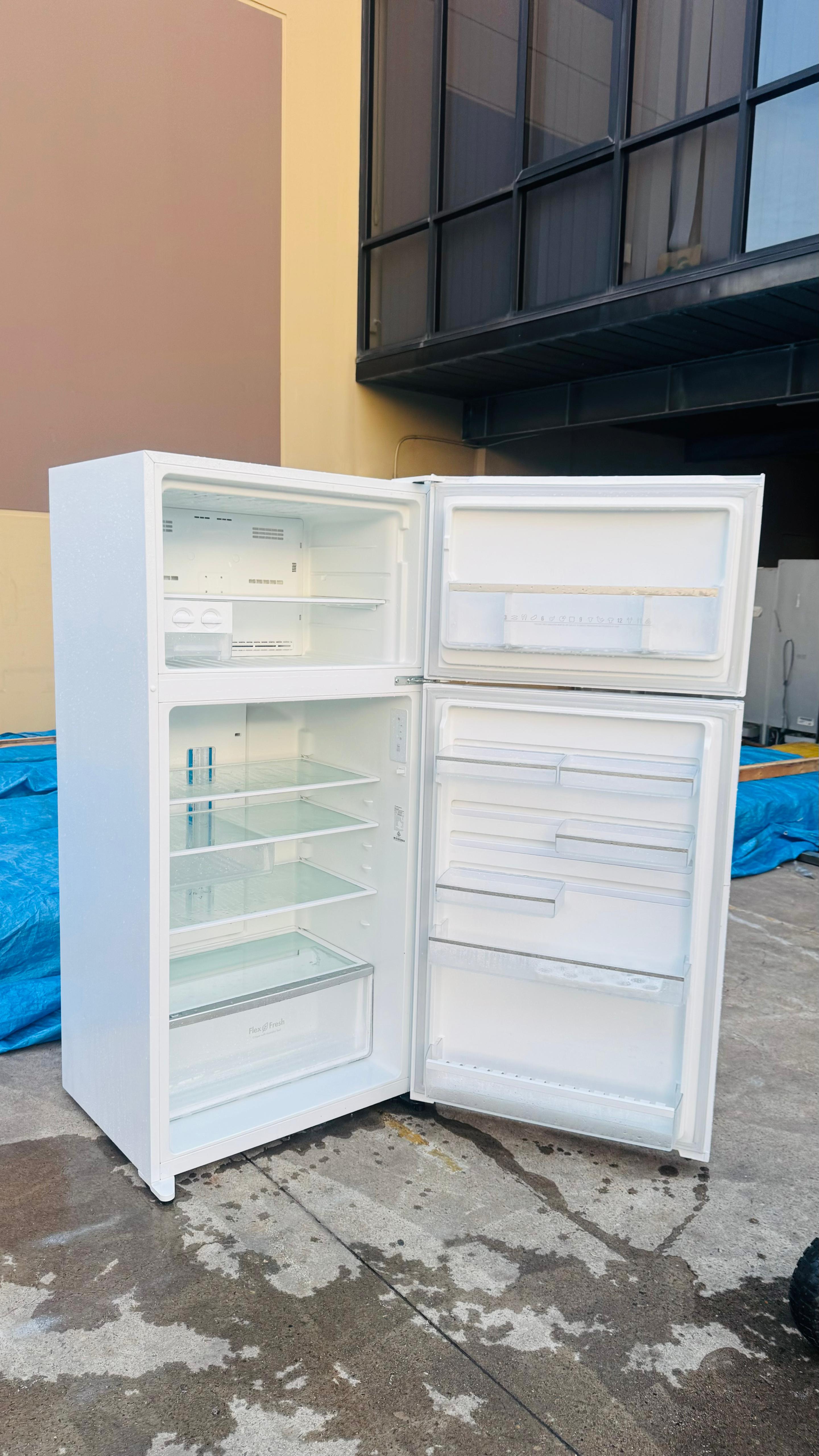 WESTINGHOUSE 538 LITRES FRIDGE FREEZER