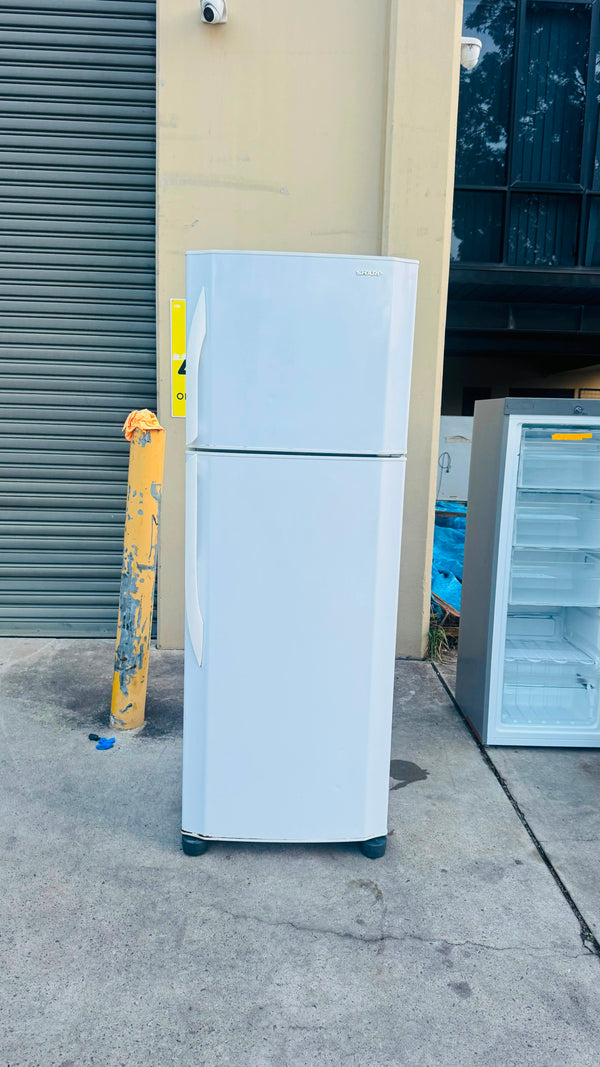 SHARP 431 LITRES FRIDGE FREEZER