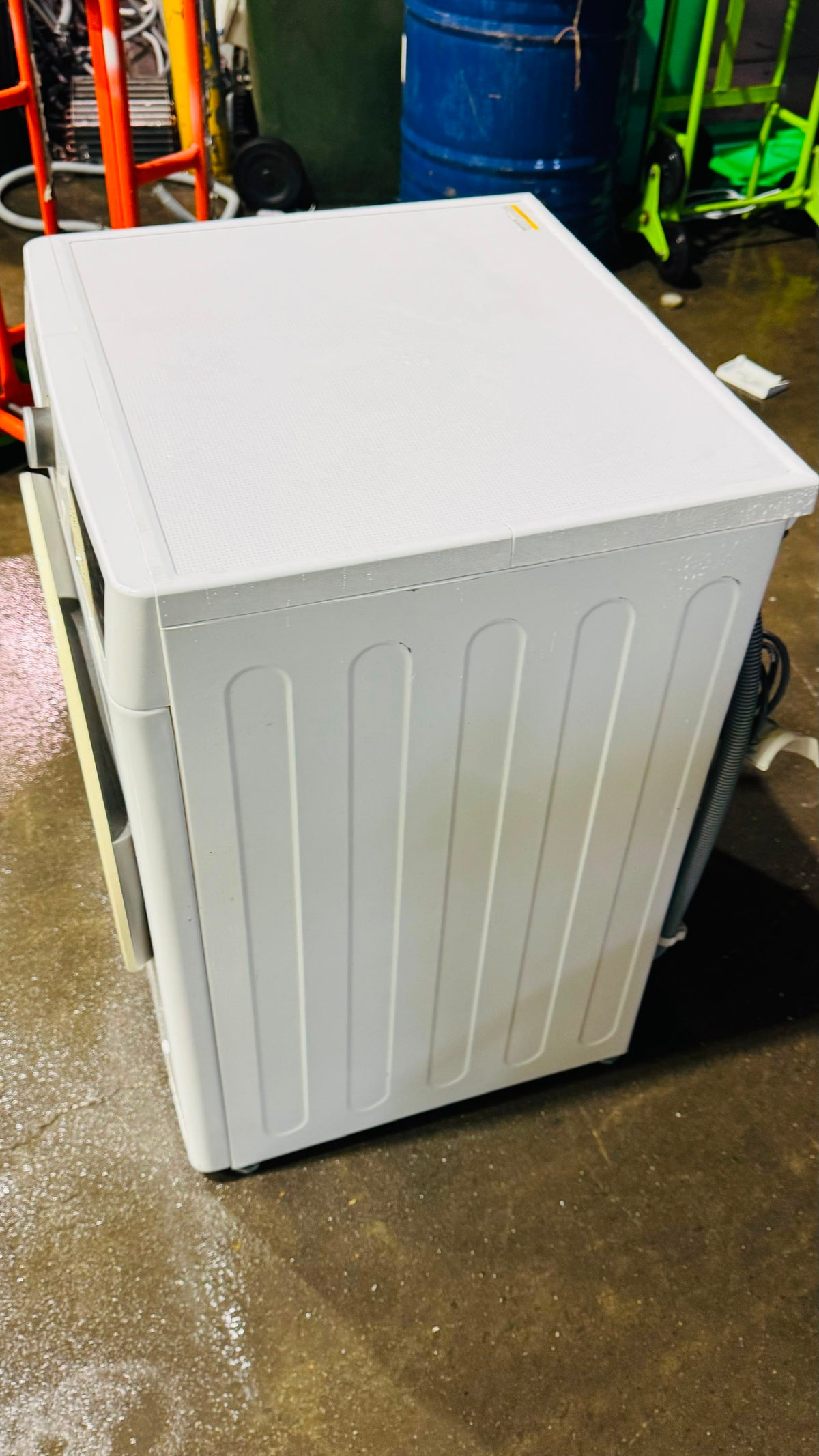 LG 9KGS FRONT LOADER WASHING MACHINE