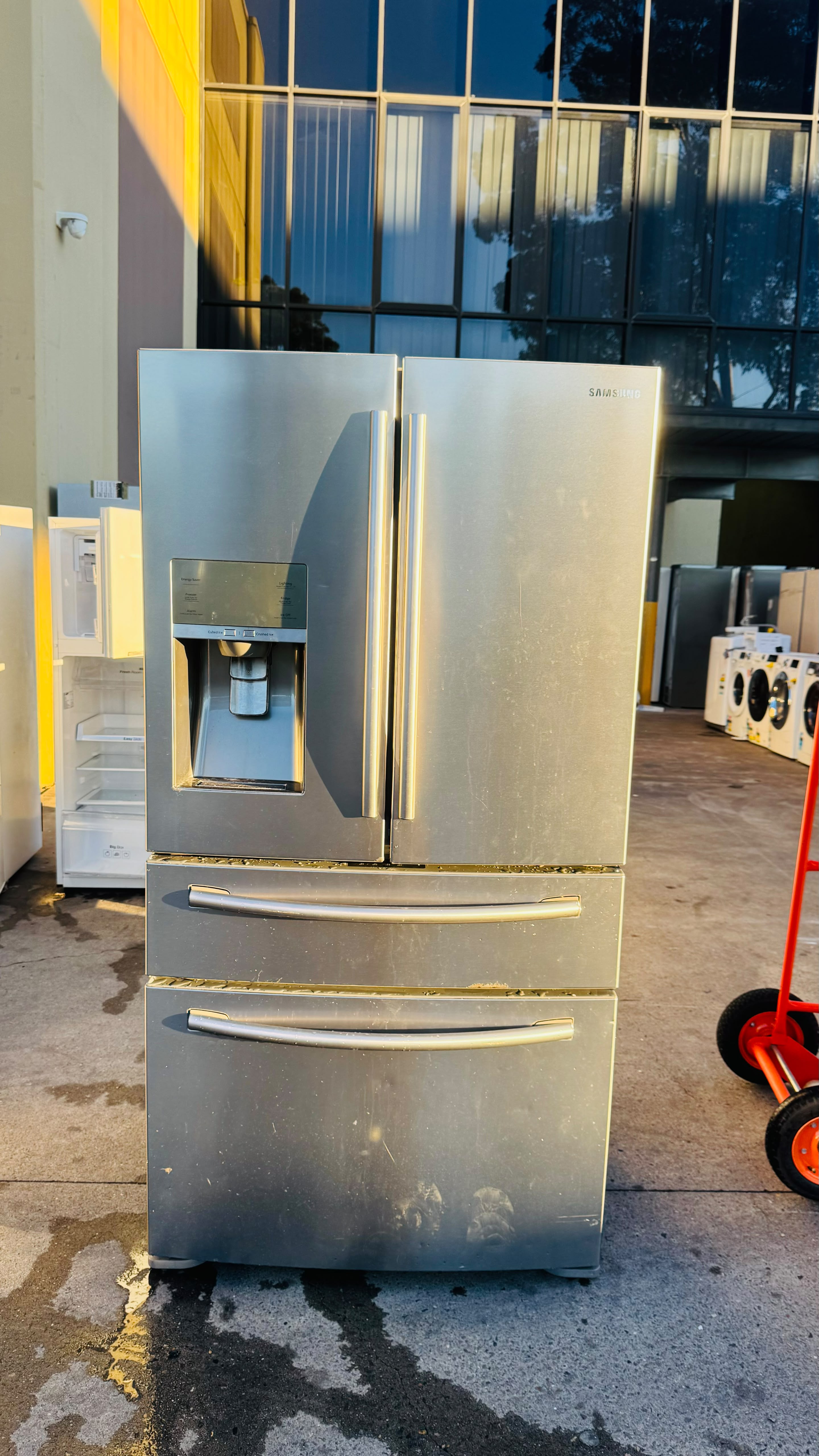 SAMSUNG FRENCH DOOR 680 LITRES FRIDGE FREEZER