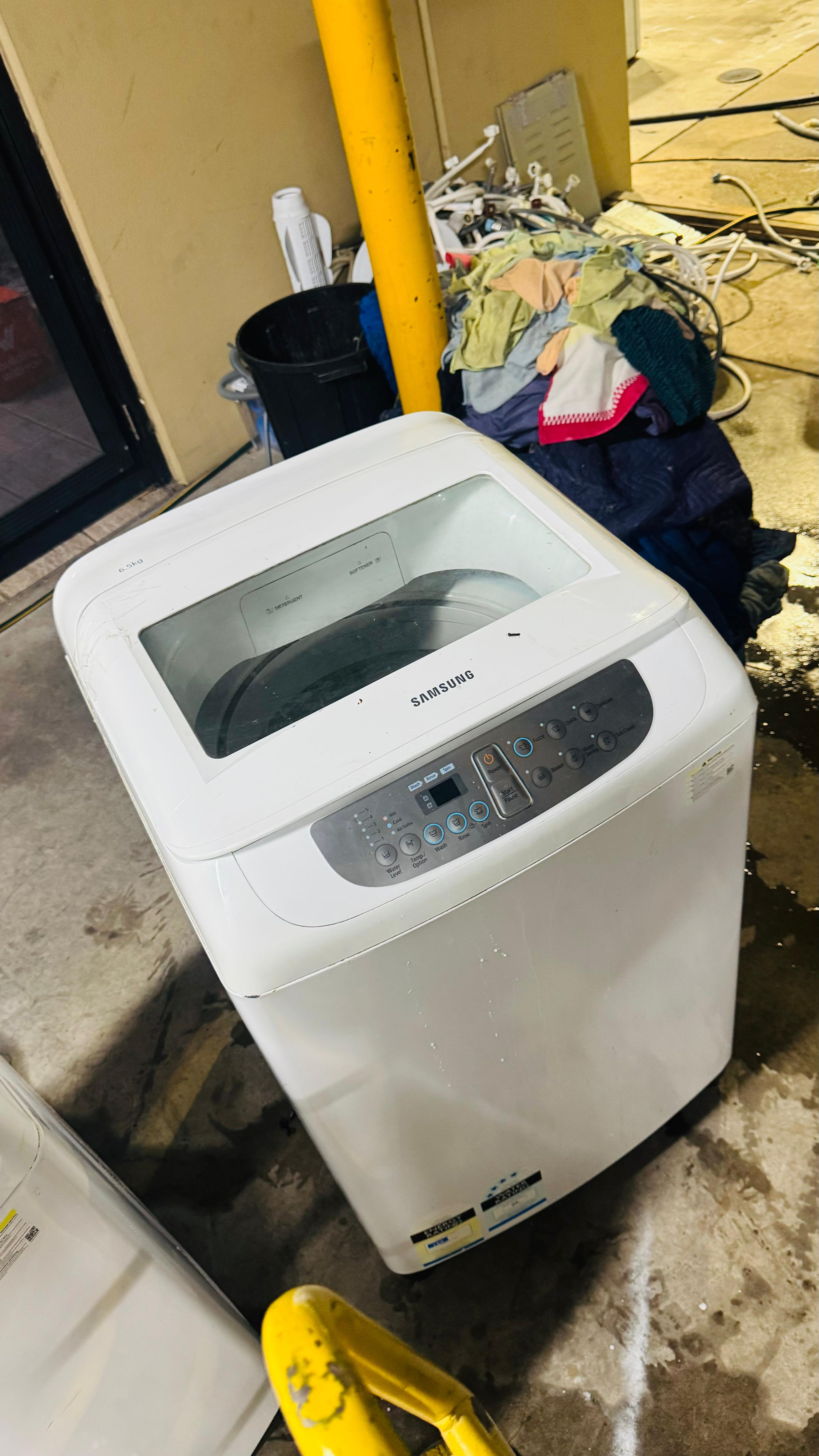 SAMSUNG 6.5 KGS TOP LOADER WASHING MACHINE