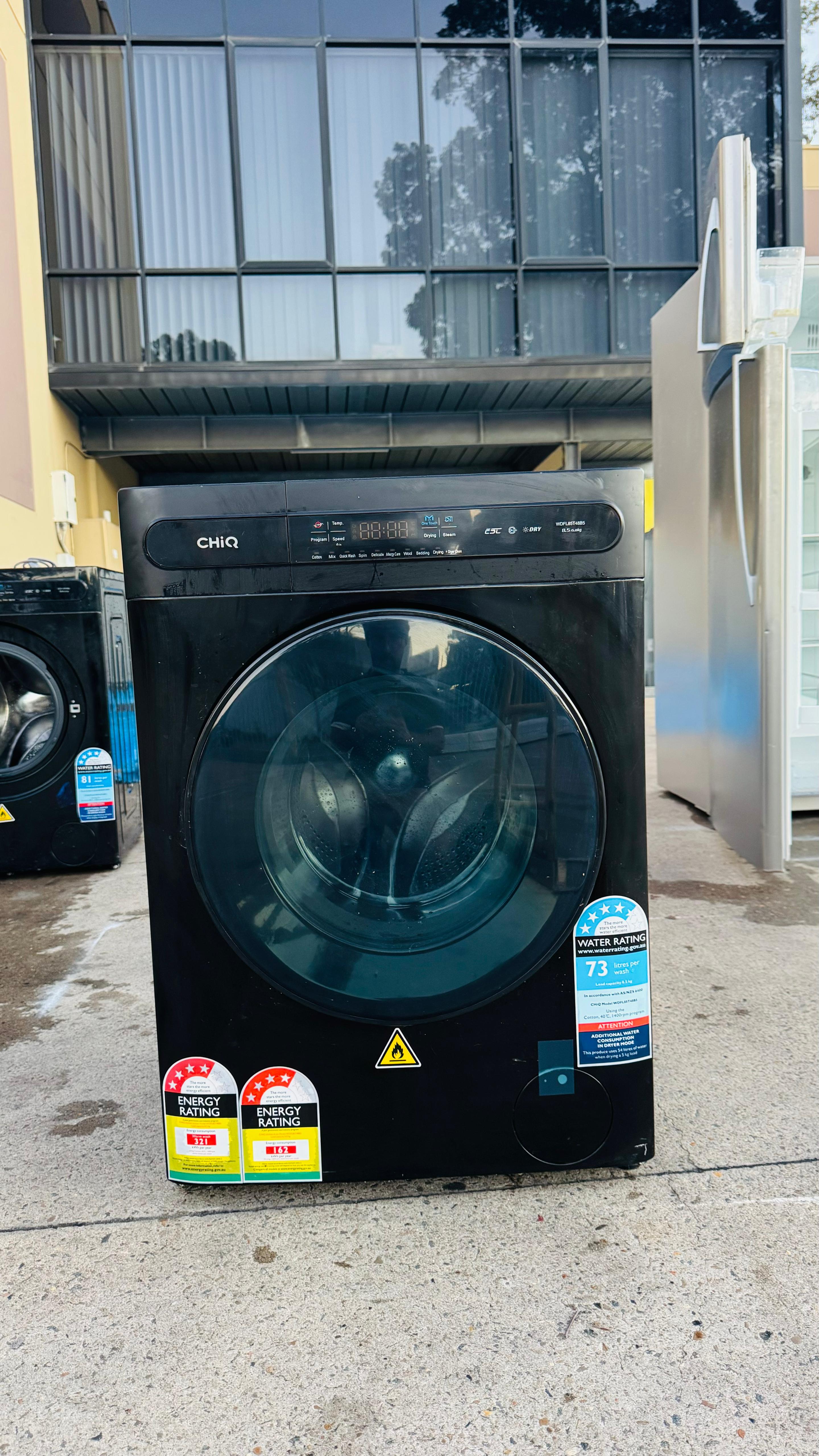 CHIQ 8.5 KGS FRONT LOADER WASHING MACHINE
