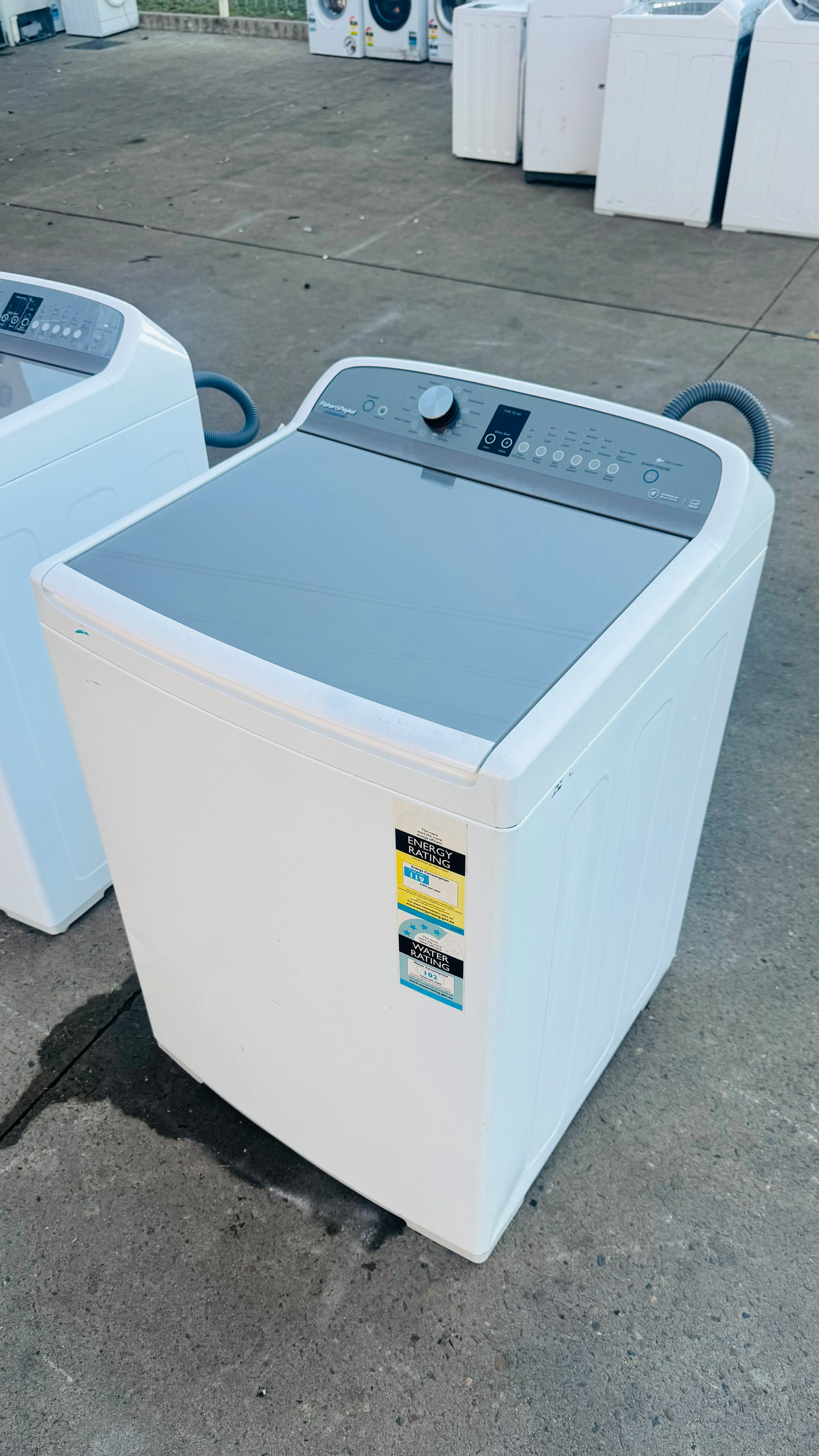 FISHER AND PAYKEL 10KGS TOP LOADER WASHING MACHINE