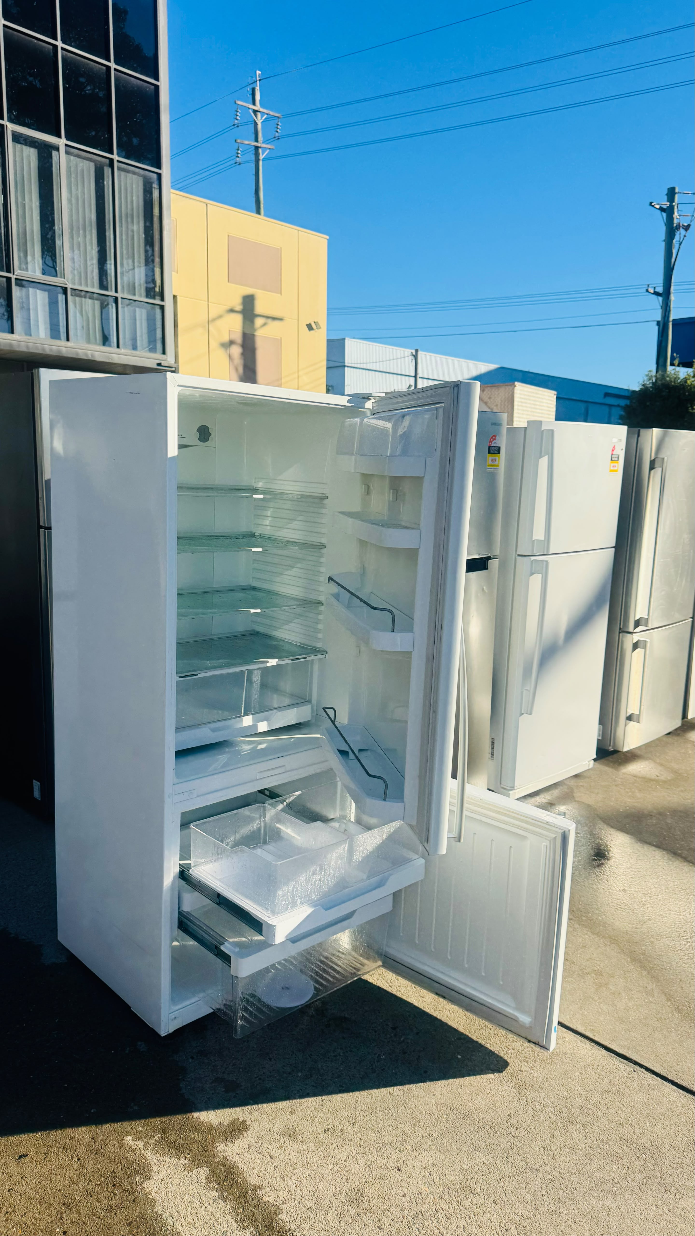 FISHER AND PAYKEL 442 LITRES FRIDGE FREEZER