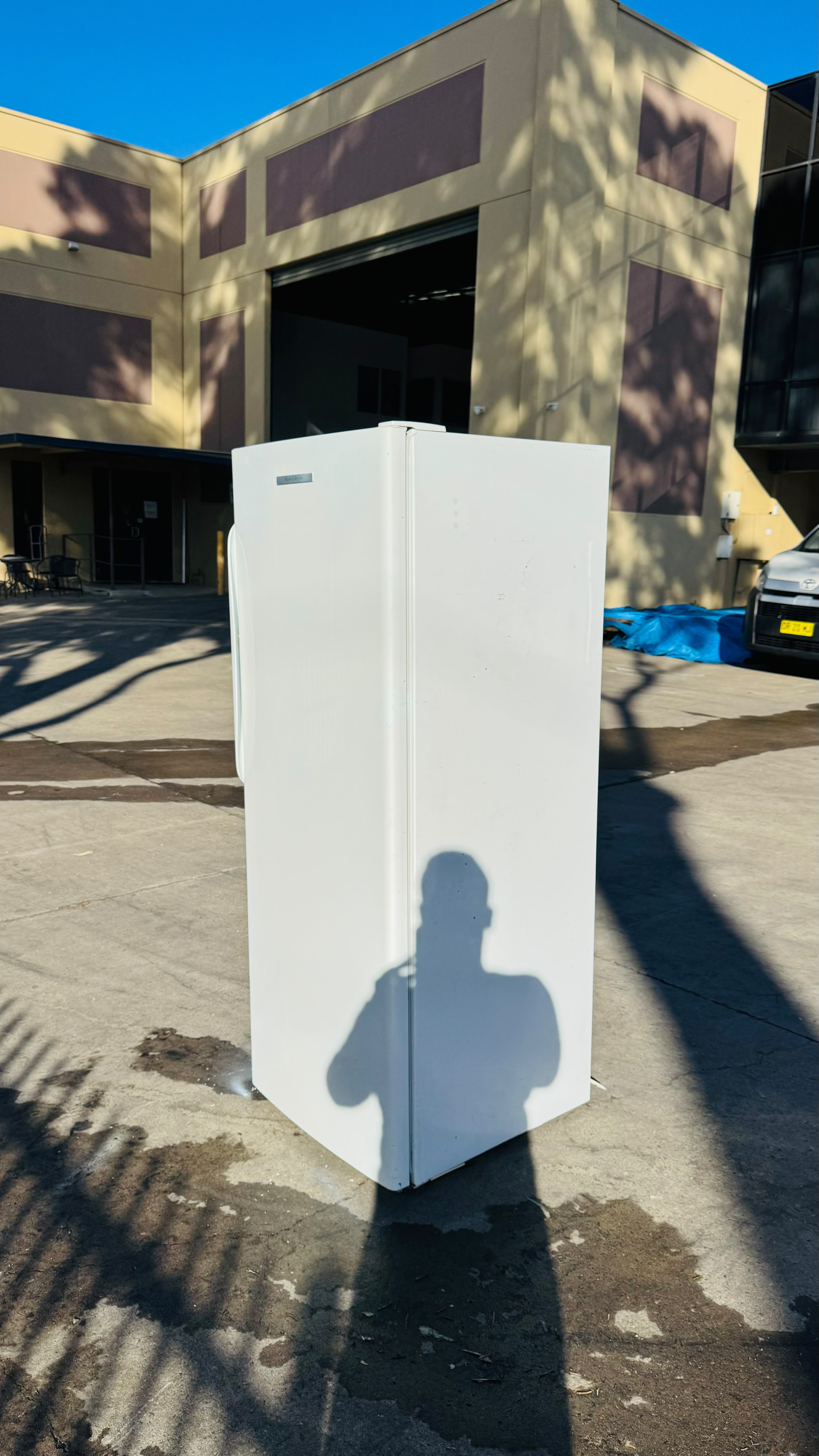 FISHER AND PAYKEL 451 LITRES FRIDGE ONLY