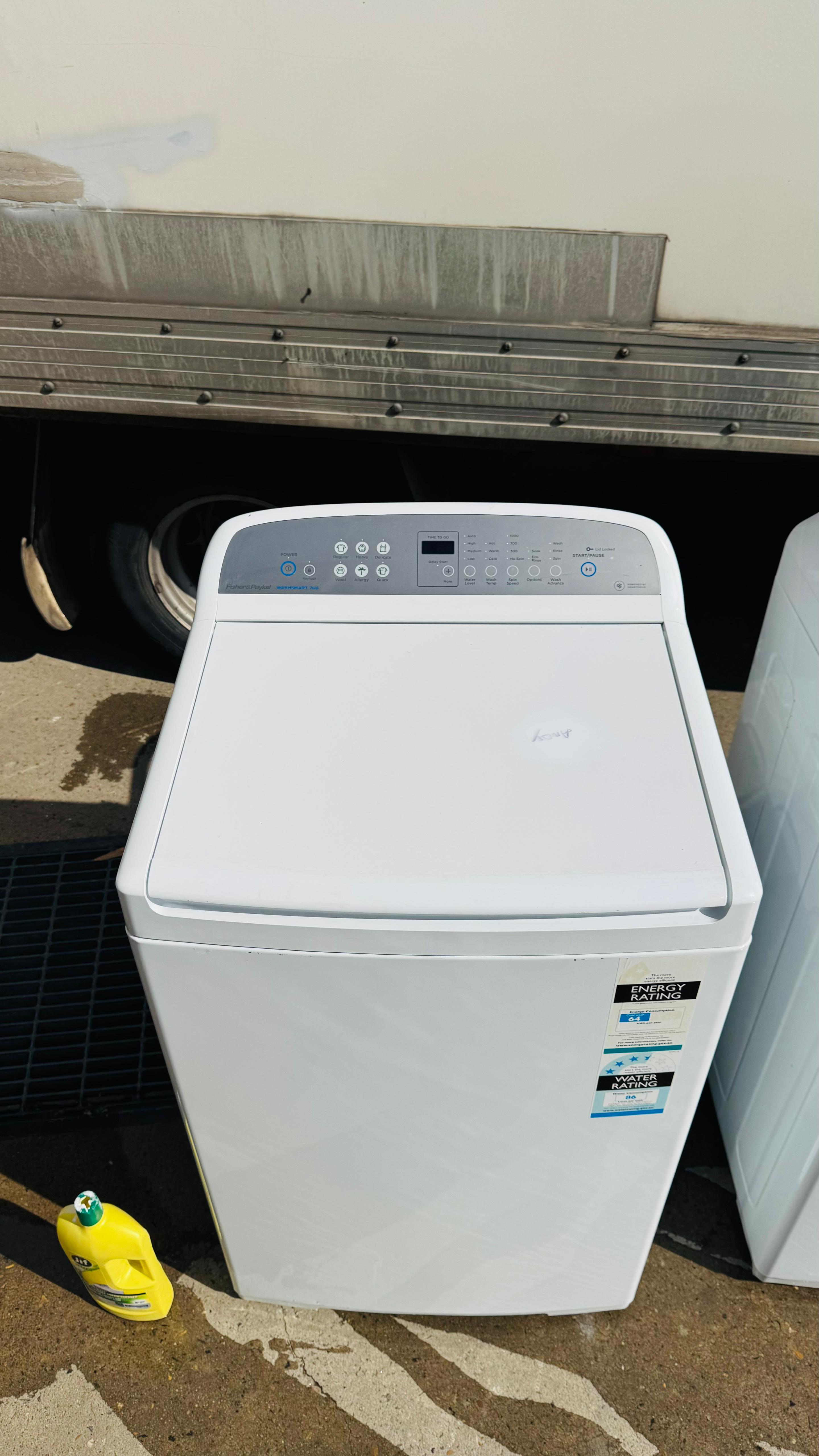 FISHER AND PAYKEL 7KGS TOP LOADER WASHING MACHINE