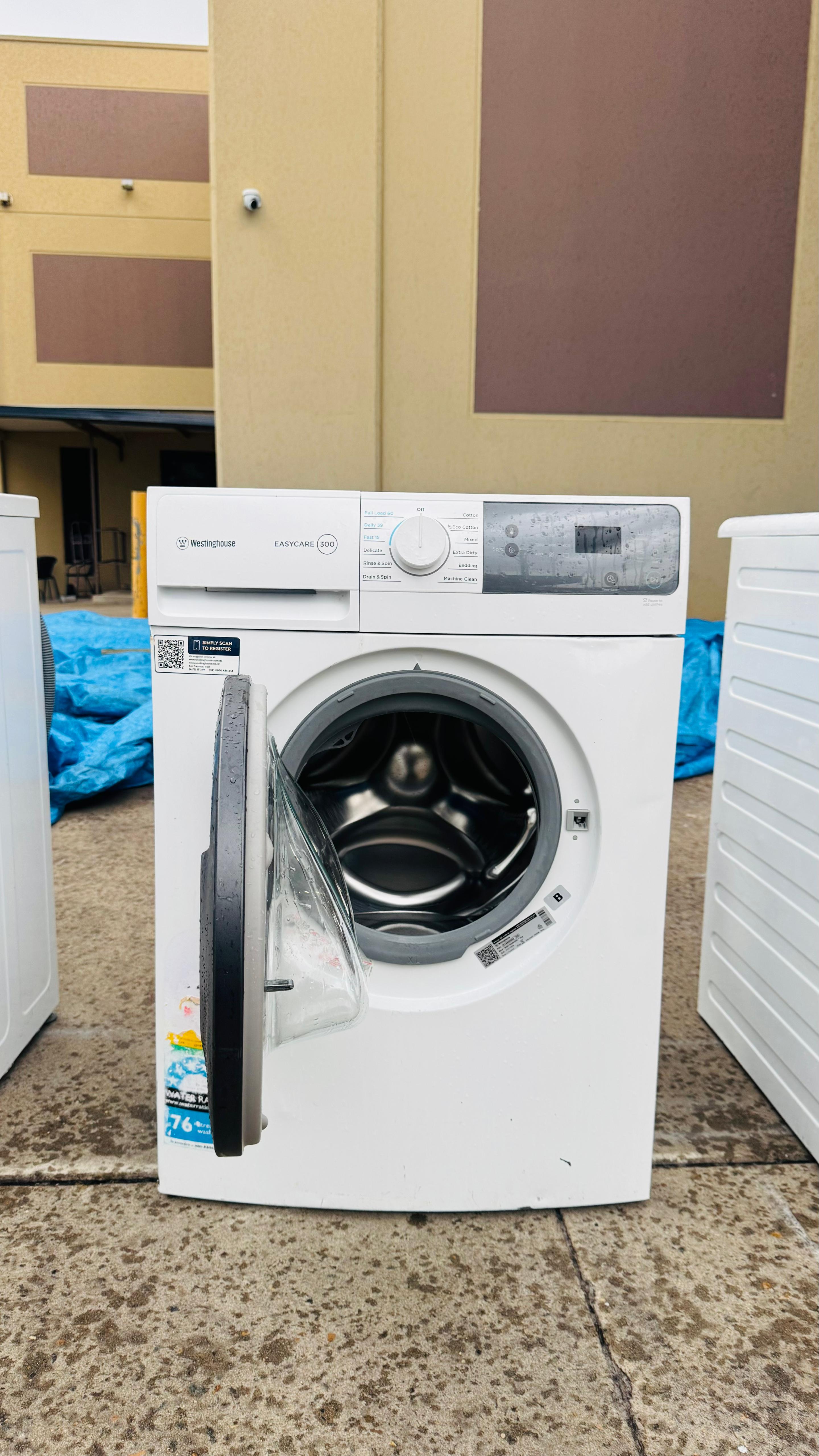ELECTROLUX 7.5KGS FRONT LOADER WASHING MACHINE
