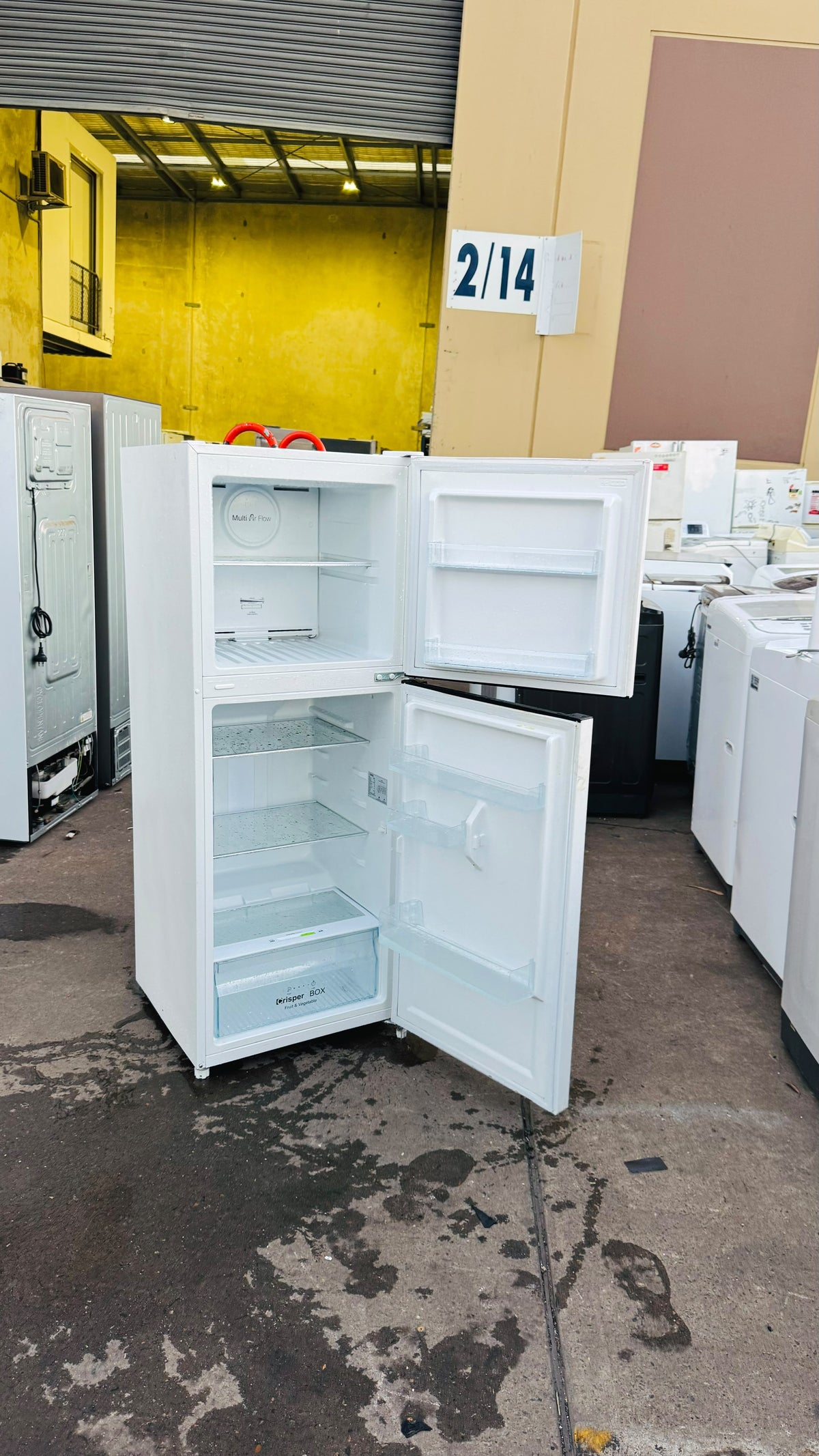 CHIQ 202 LITRES FRIDGE FREEZER