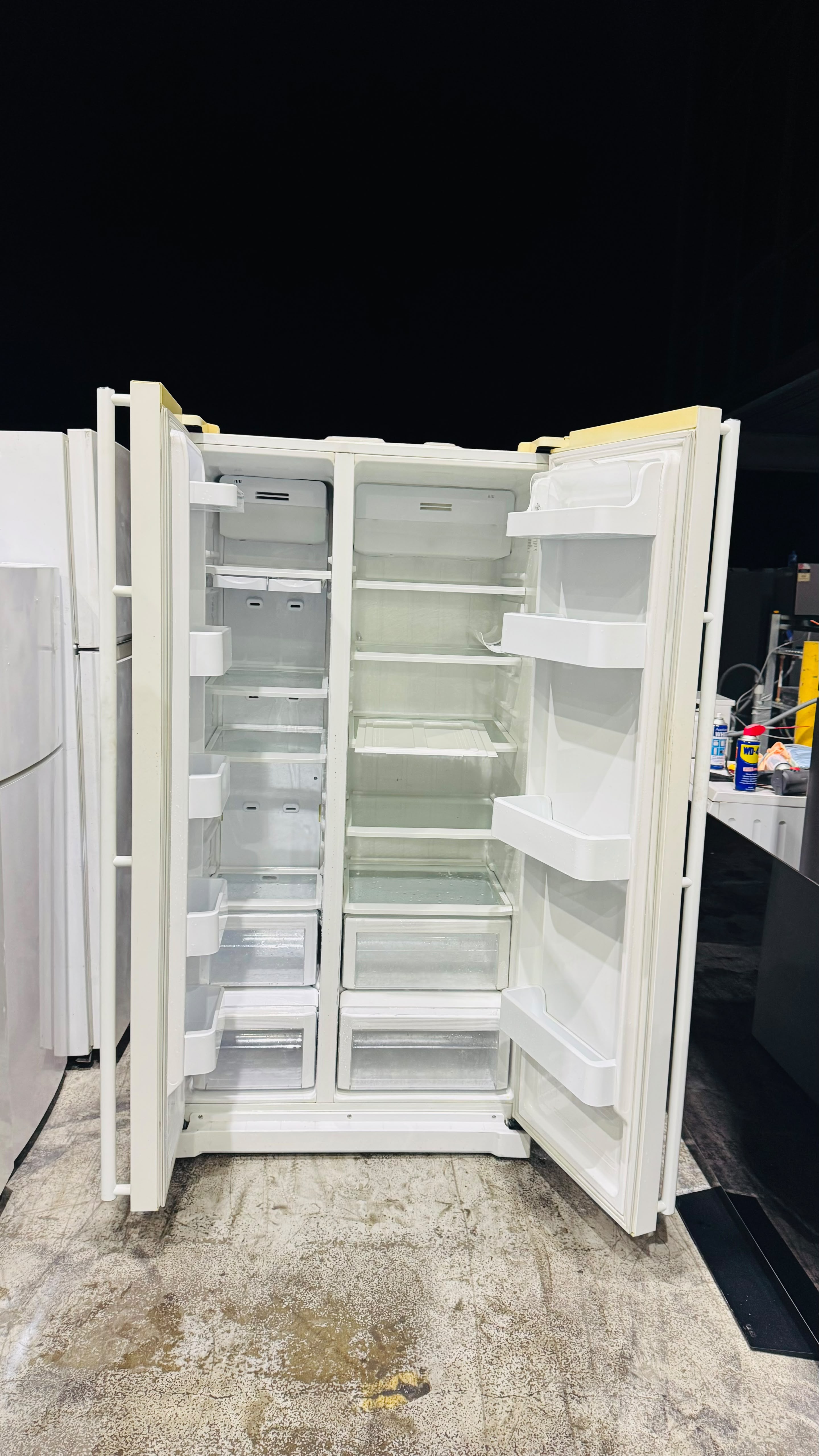 SAMSUNG 589 LITRES SIDE BY SIDE DOOR FRIDGE FREEZER