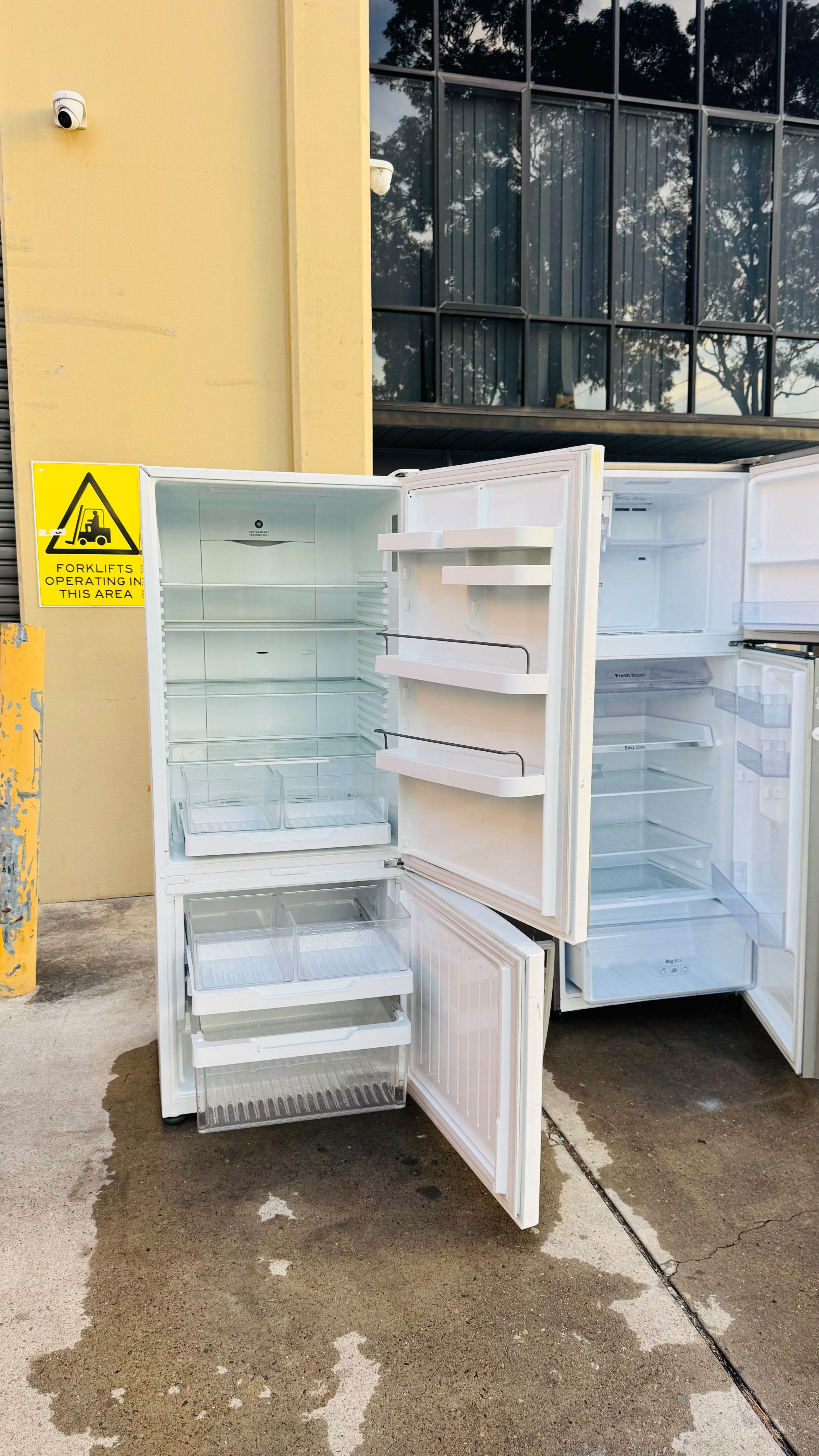 FISHER AND PAYKEL 442 LITRES FRIDGE FREEZER