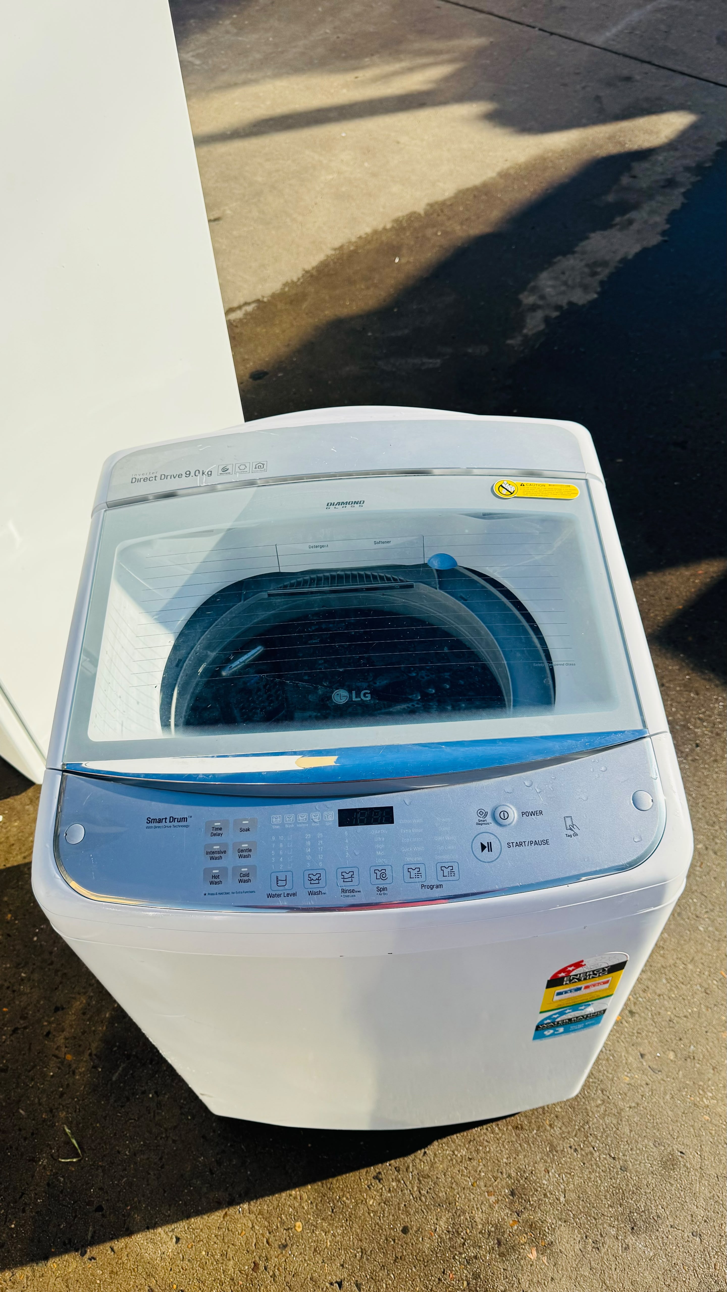 LG 9KGS TOP LOADER WASHING MACHINE