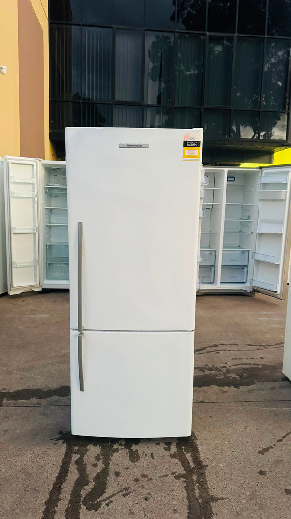 FISHER AND PAYKEL 442 LITRES FRIDGE FREEZER