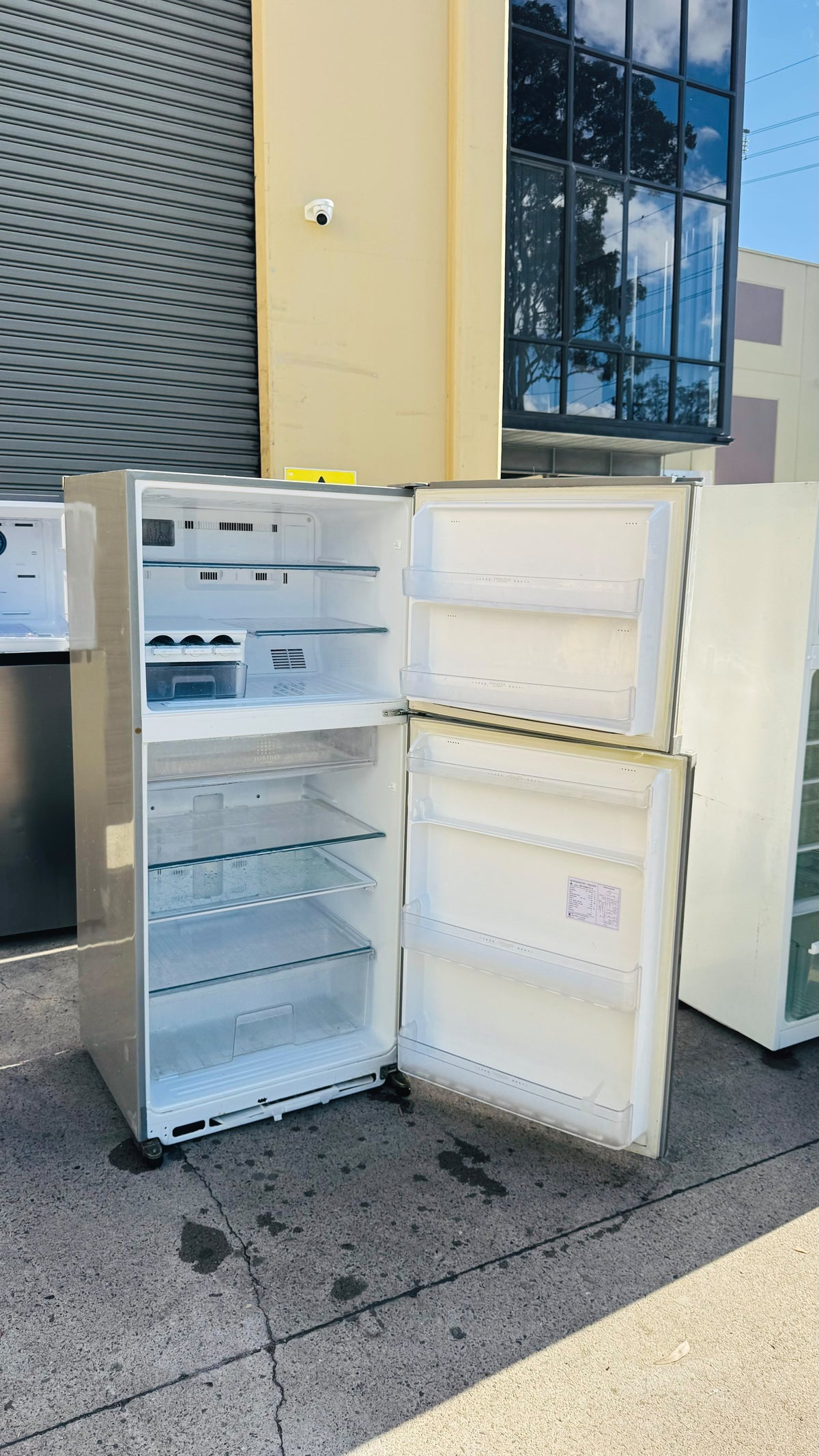 MITSUBUSHI 508 LITRES FRIDGE FREEZER