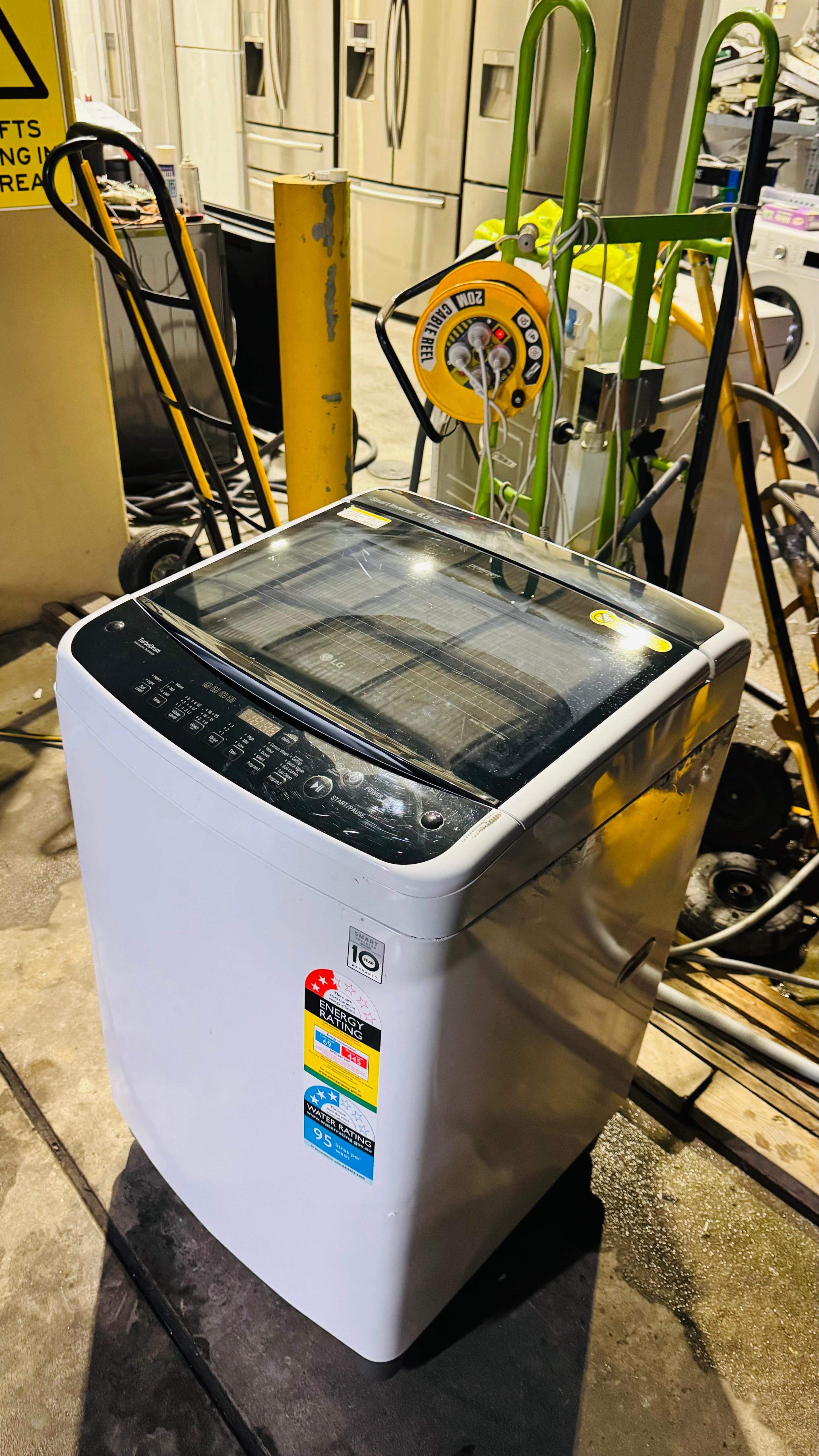 LG 6.5 KGS TOP LOADER WASHING MACHINE