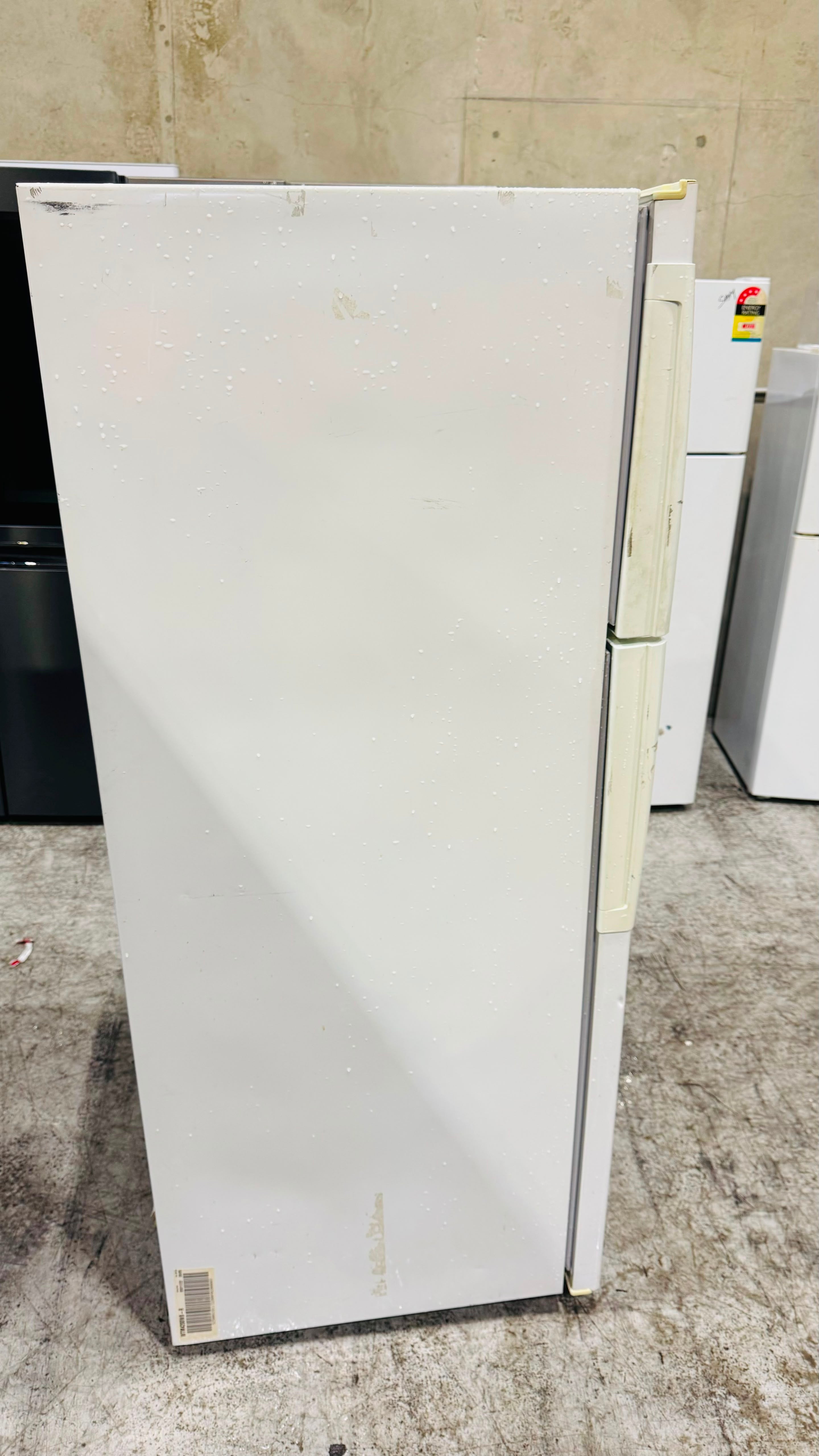 WESTINGHOUSE 420 LITRES FRIDGE FREEZER